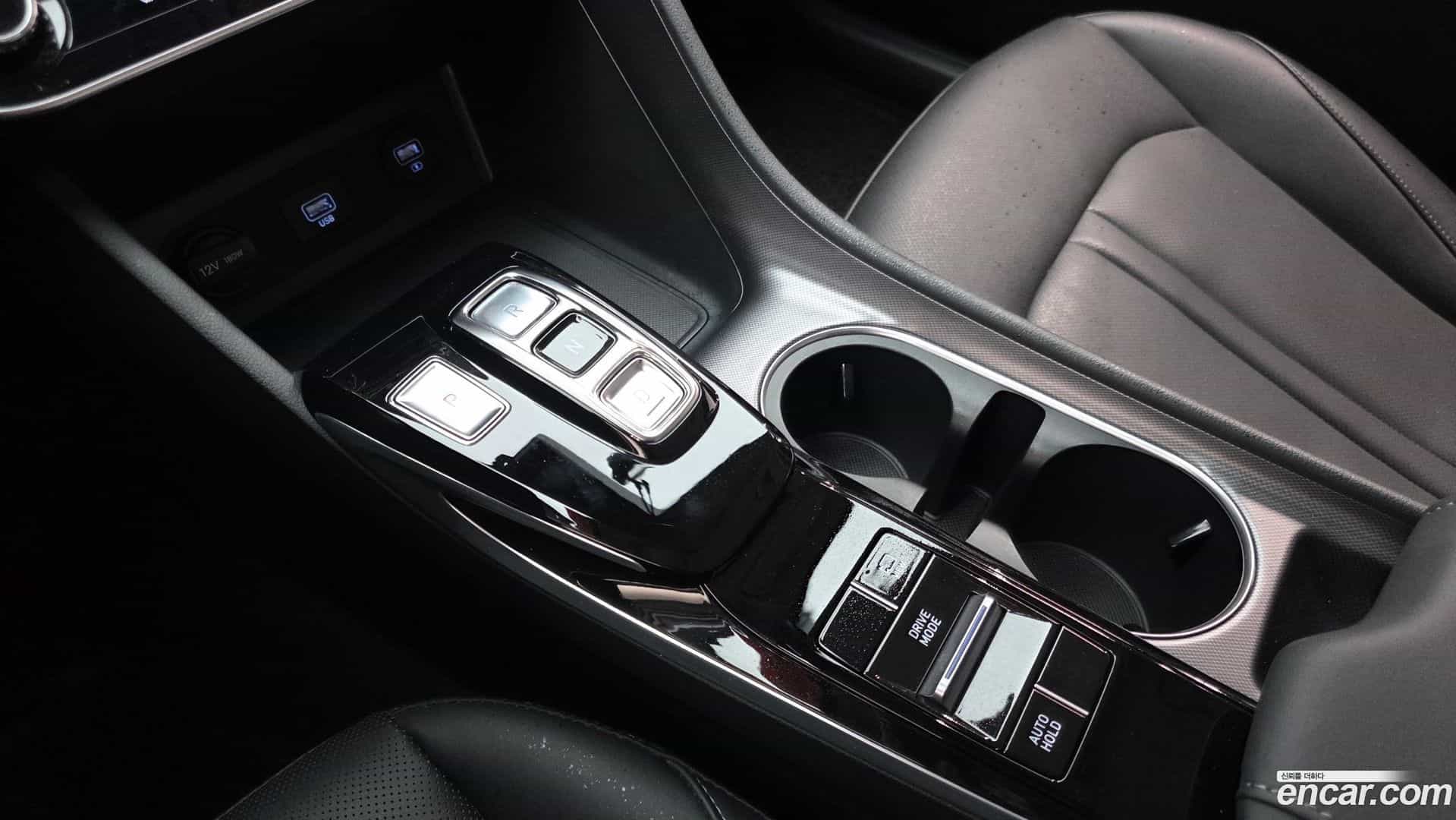 Sonata Hyundai 2021.2-INNER-009
