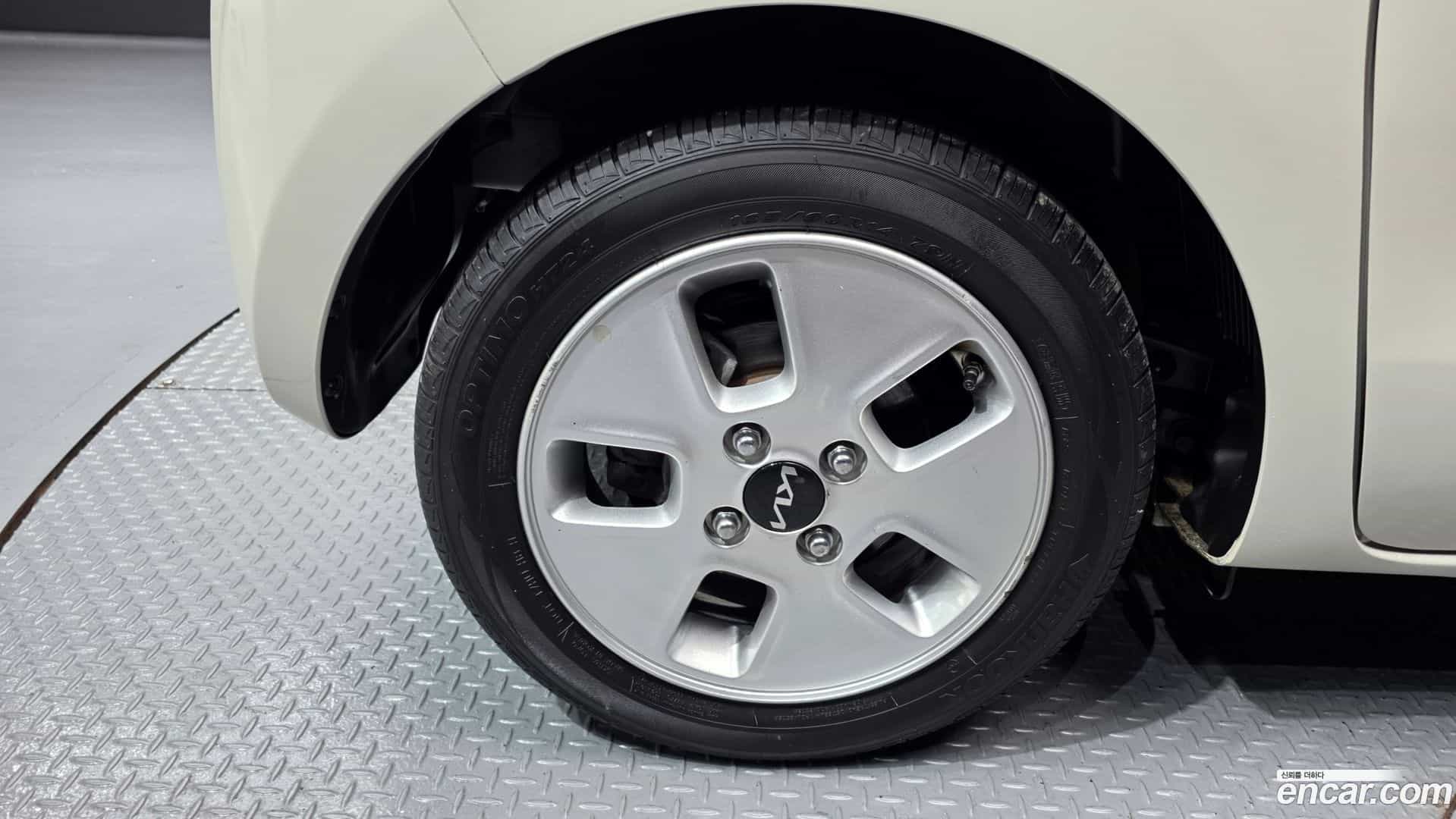 RAY Kia 2022.4-OUTER-005