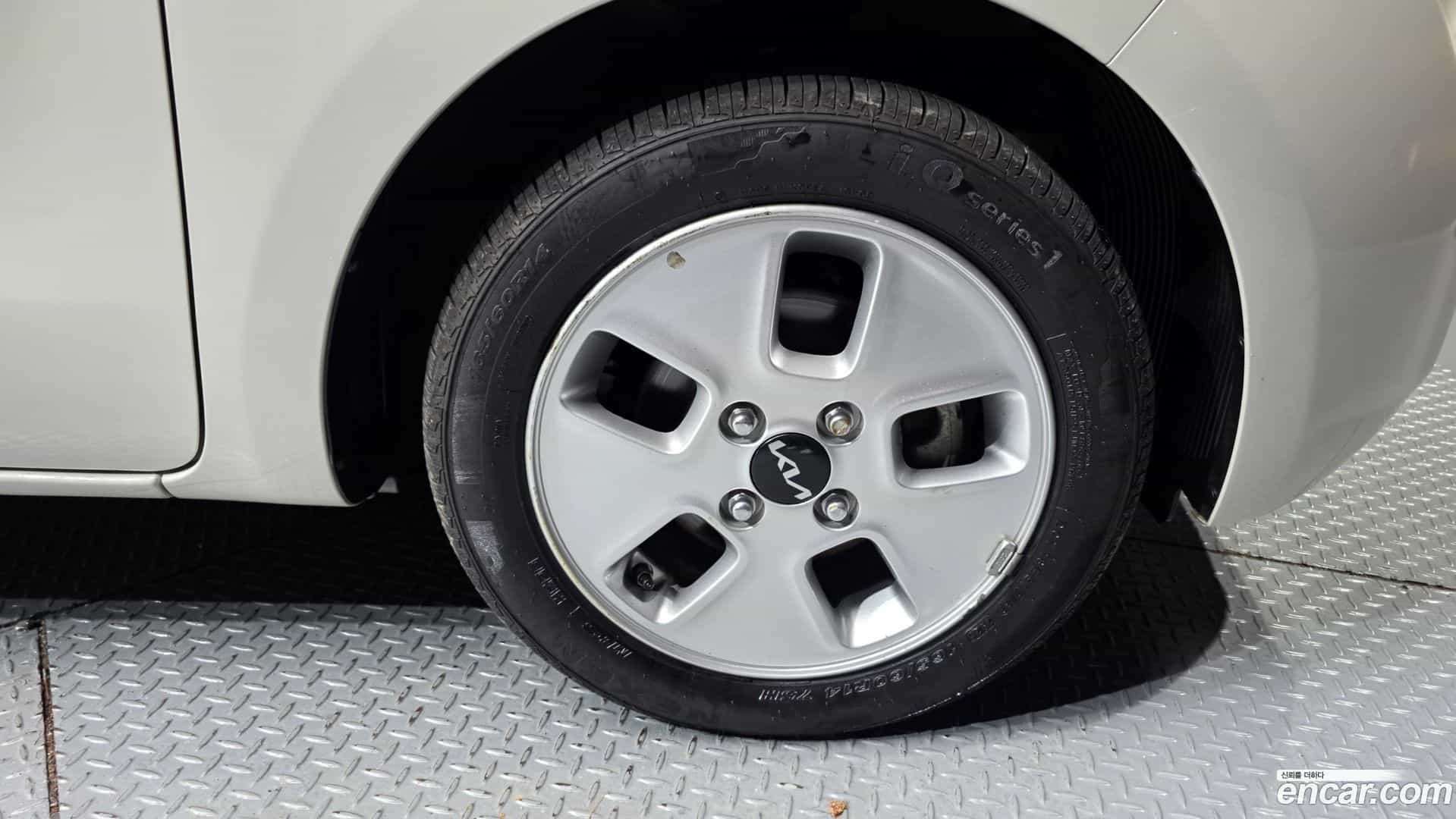 RAY Kia 2022.4-OUTER-031