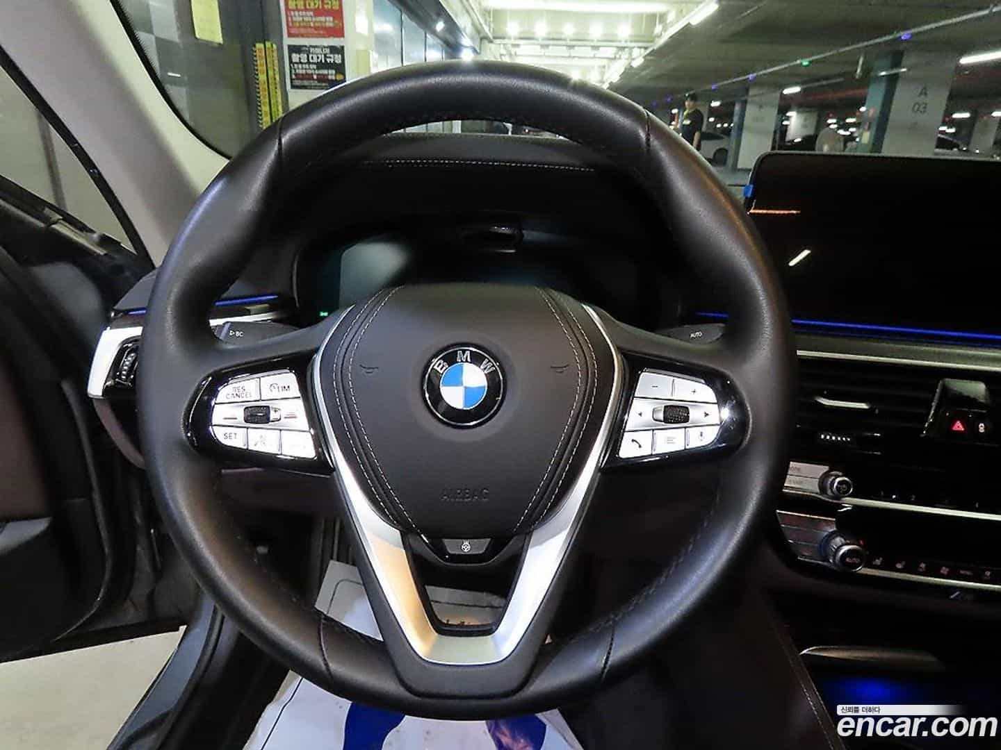 5-Series BMW 2023.3-INNER-008