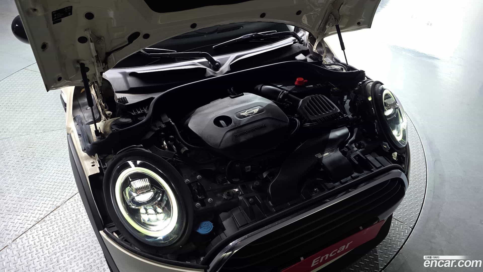 Cooper Mini 2019.1-OUTER-006