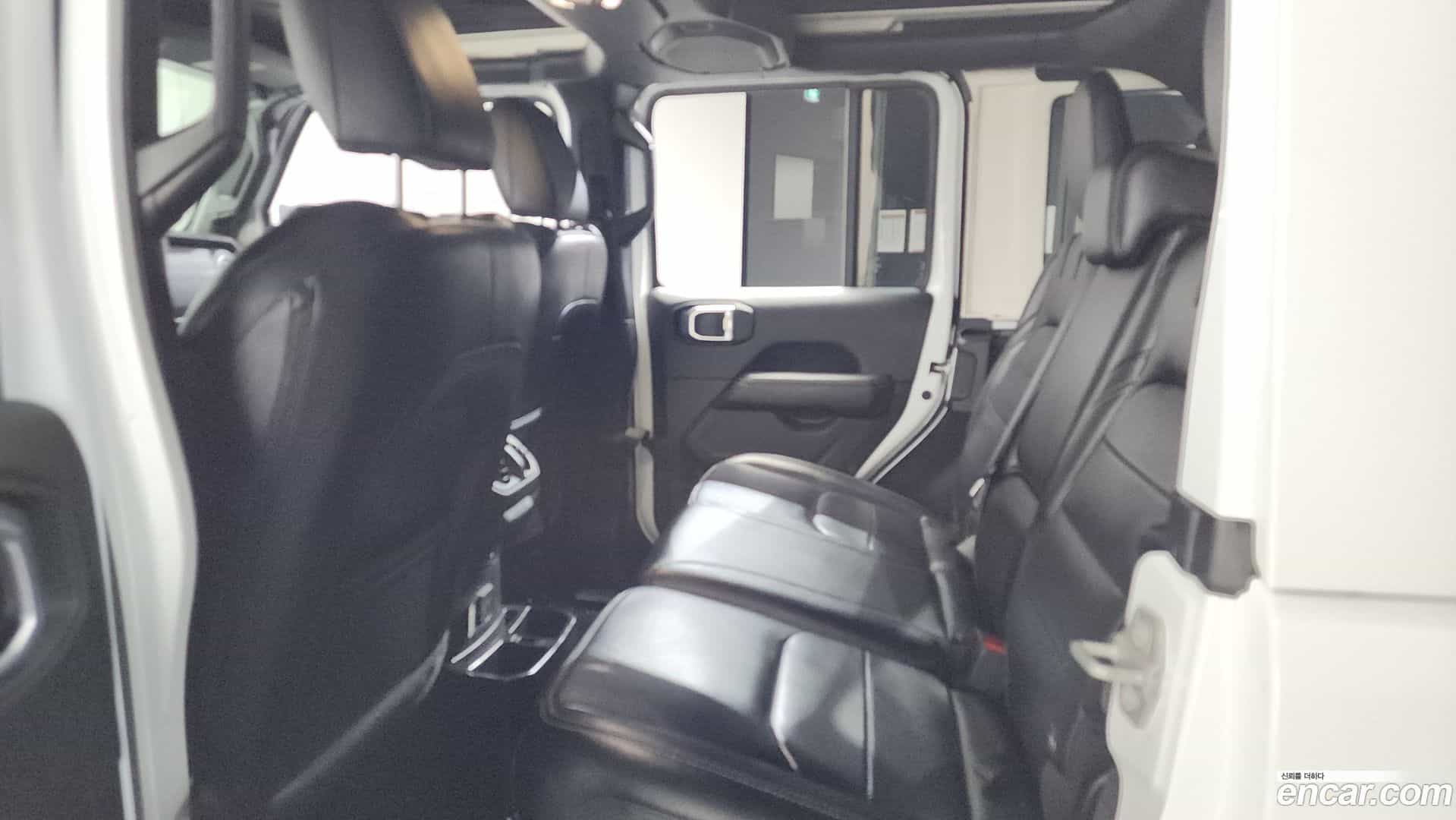 Wrangler Jeep 2021.10-OPTION-022