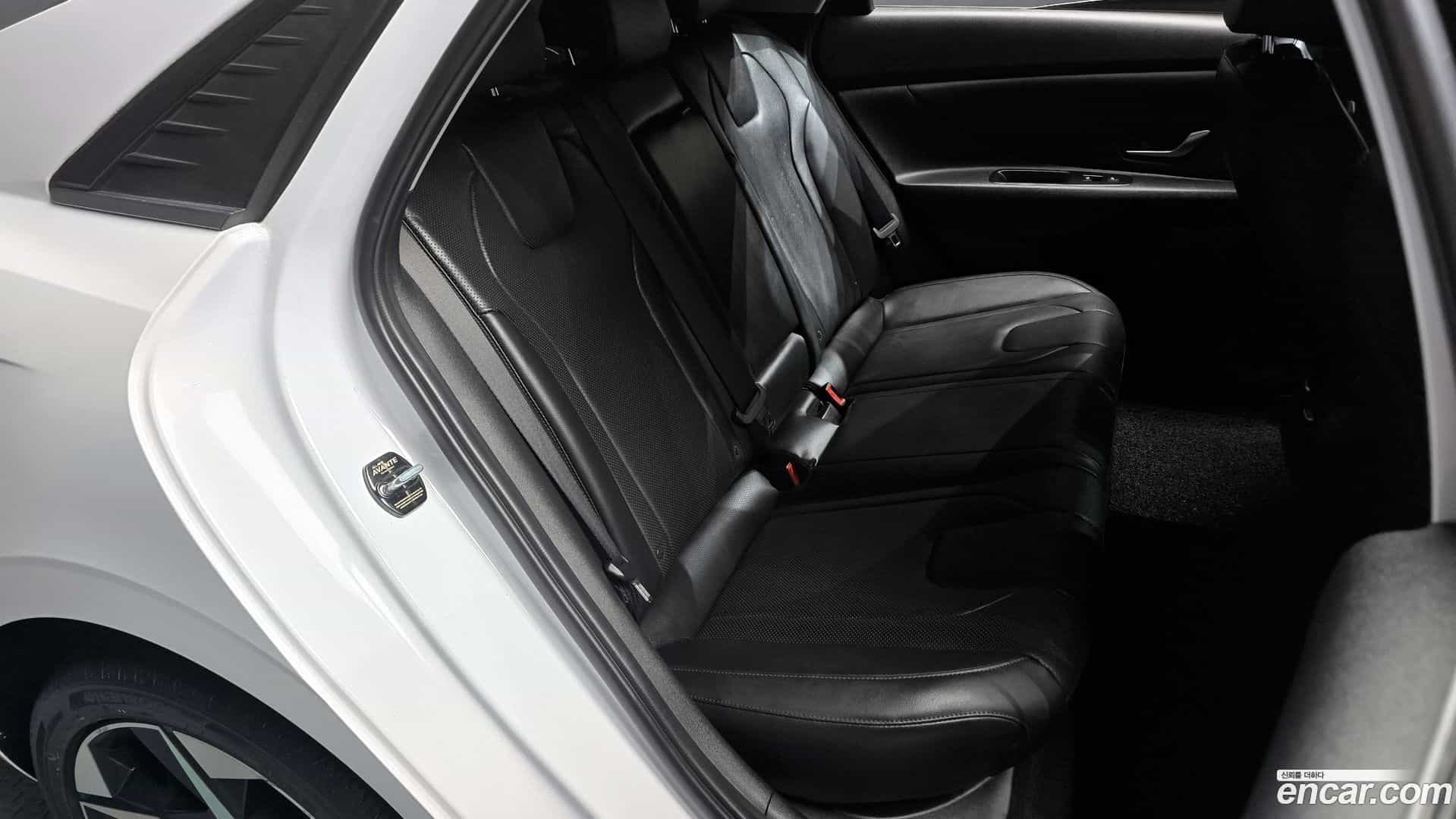 AVANTE Hyundai 2020.8-OPTION-015