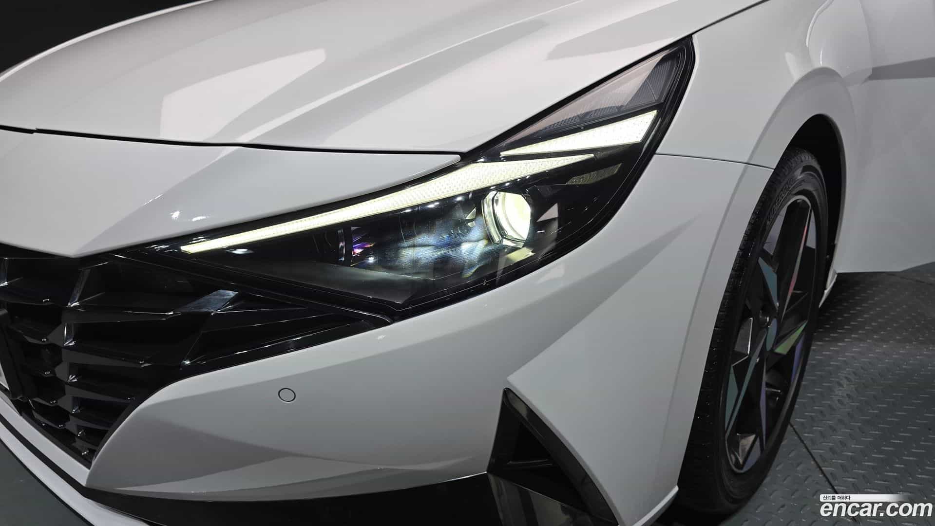 AVANTE Hyundai 2020.8-OUTER-032