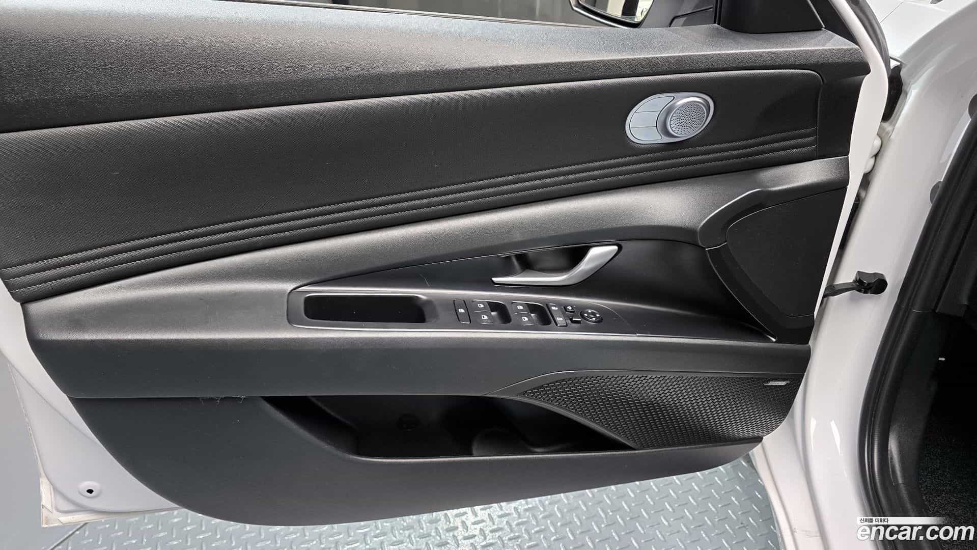 AVANTE Hyundai 2020.8-INNER-034