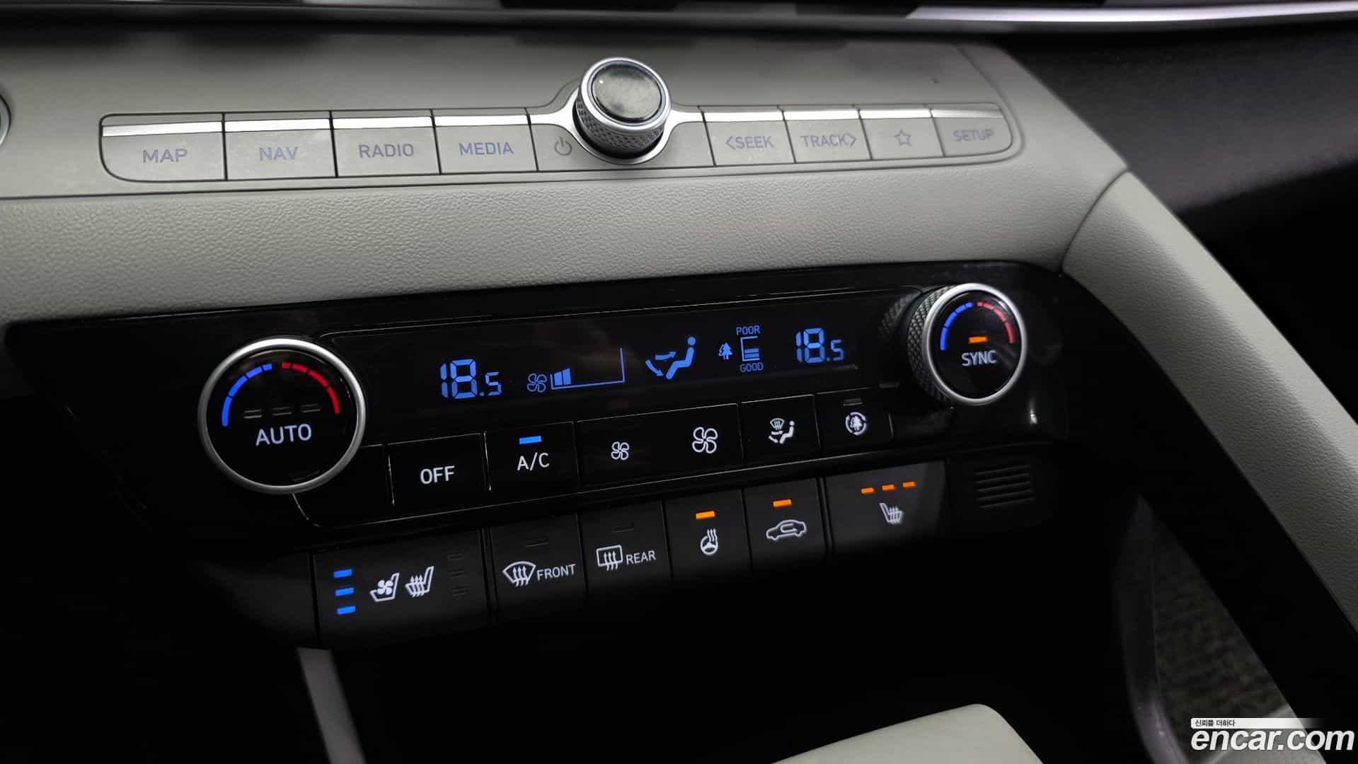 AVANTE Hyundai 2021.11-OPTION-023