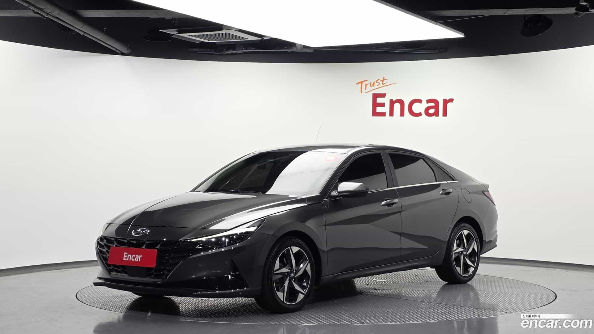 AVANTE Hyundai 2022.0-OUTER-001