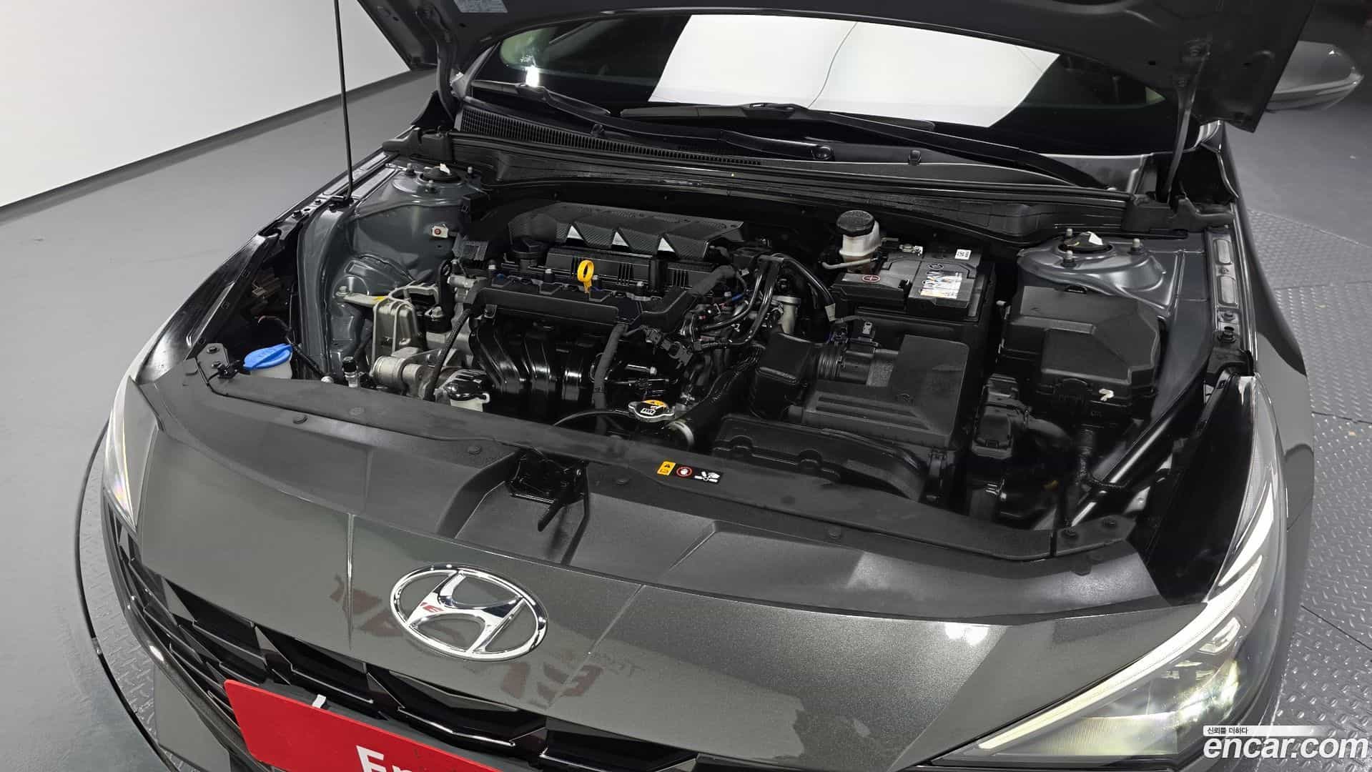 AVANTE Hyundai 2022.0-OUTER-006