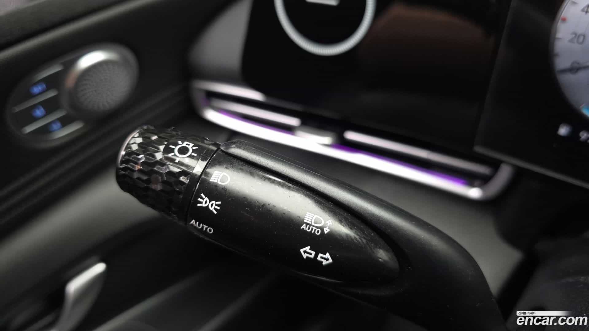 AVANTE Hyundai 2022.0-OPTION-040