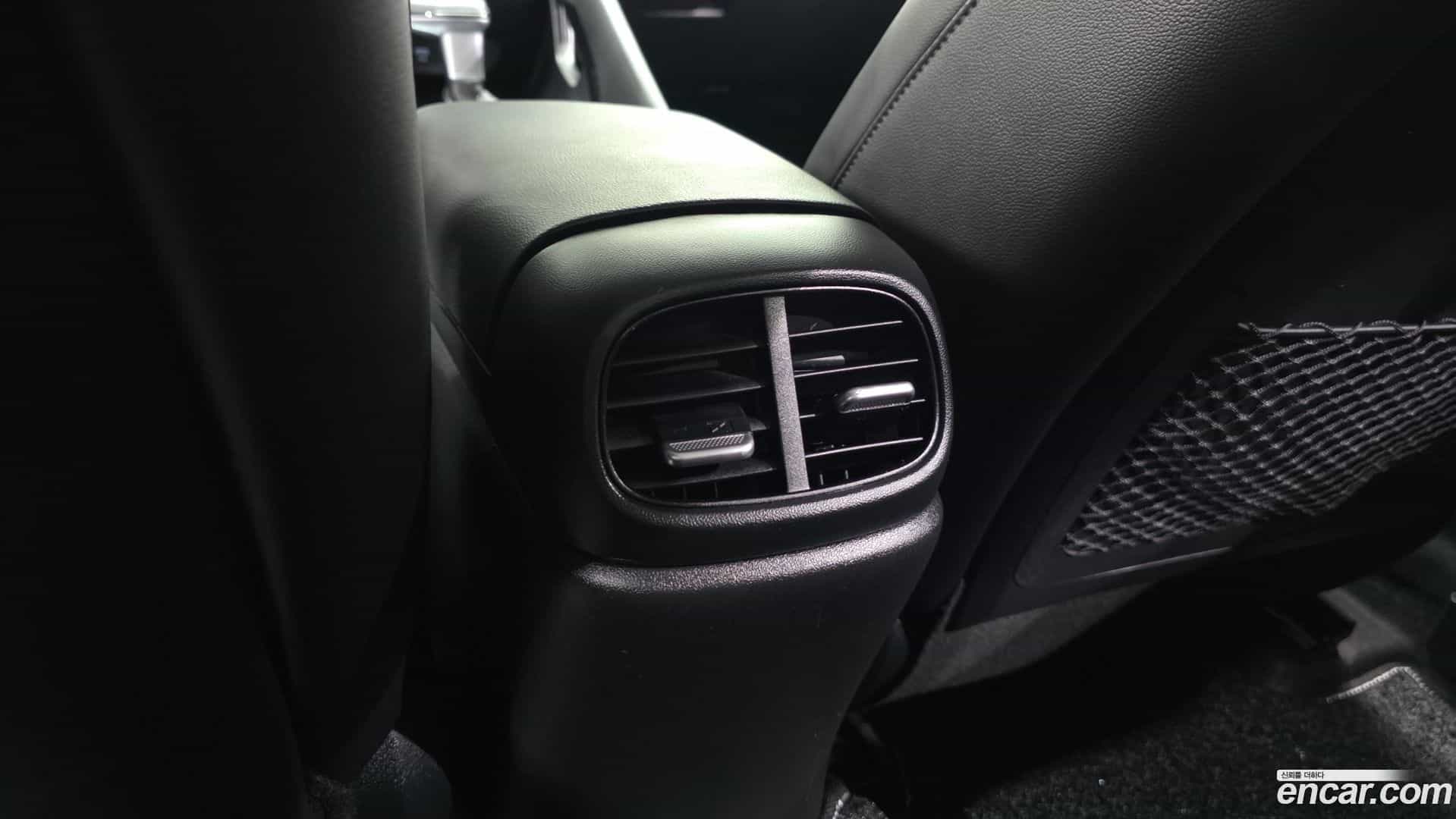 AVANTE Hyundai 2022.0-OPTION-041