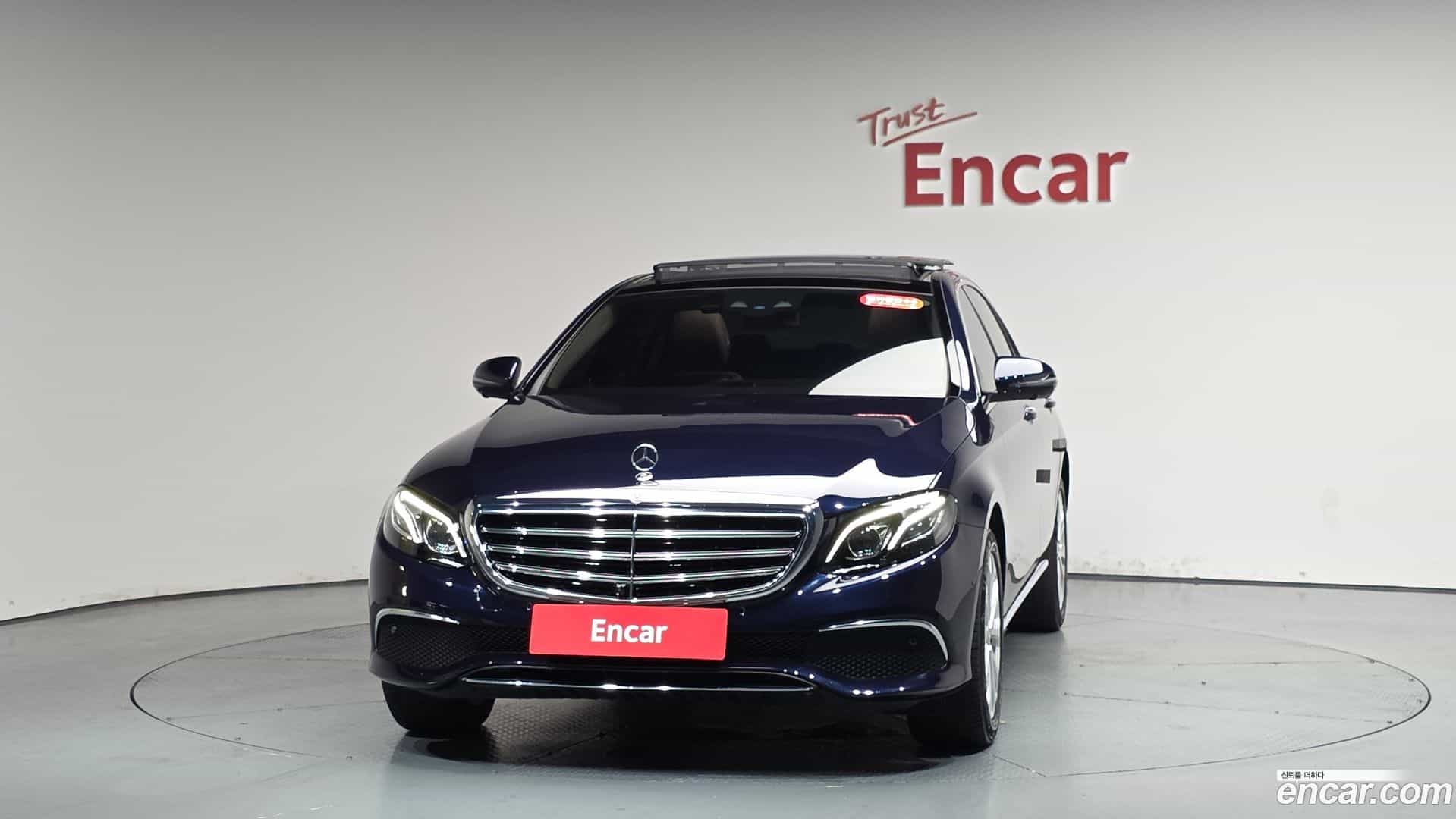 E-Class Mercedes-Benz 2019.8-OUTER-003
