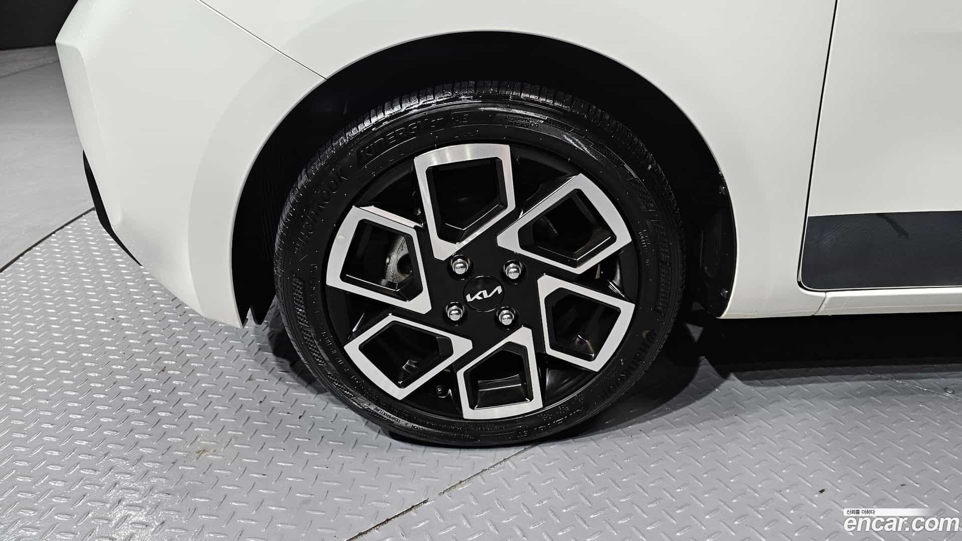 RAY Kia 2022.11-OUTER-005