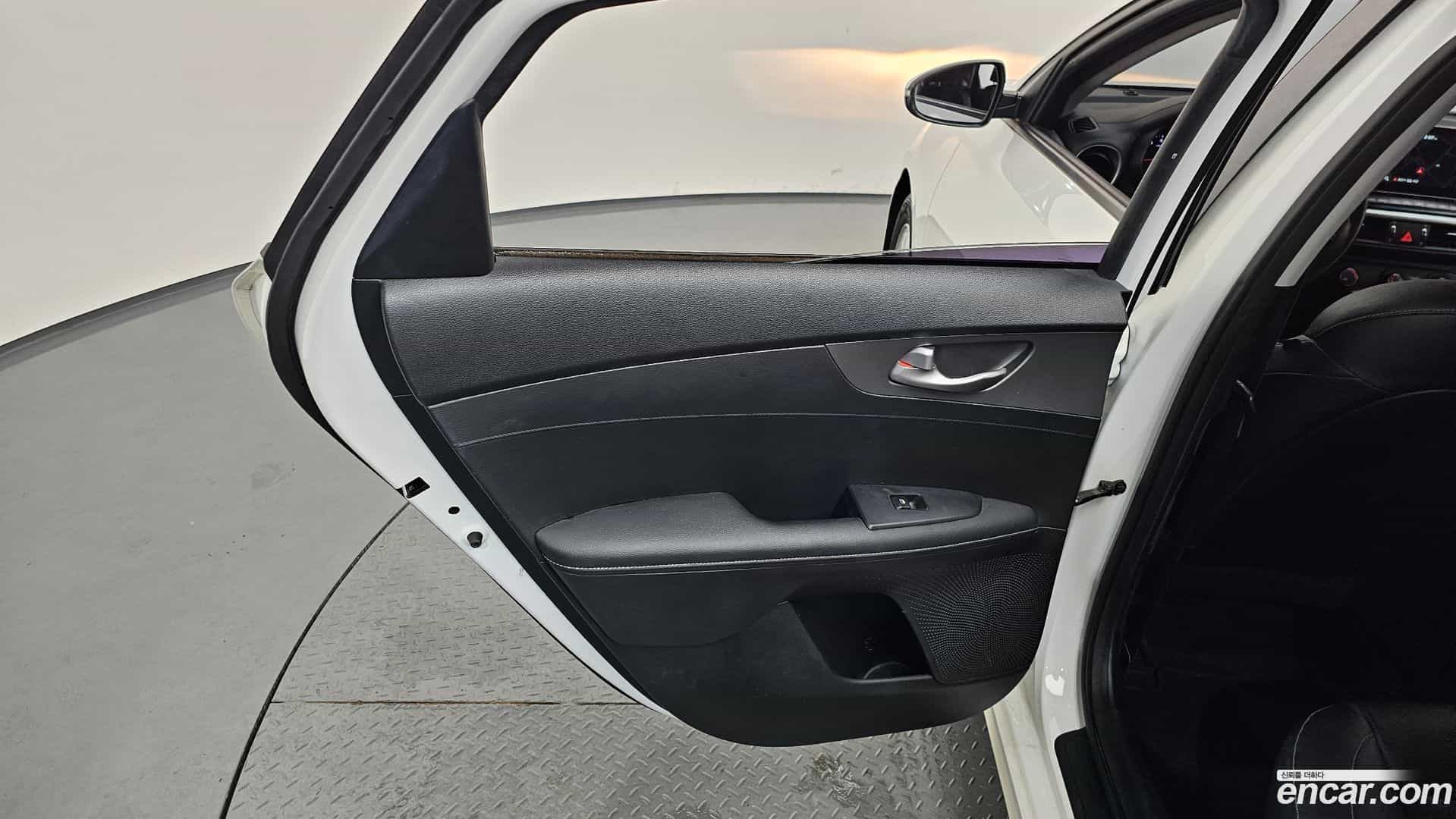 K3 Kia 2018.3-INNER-035