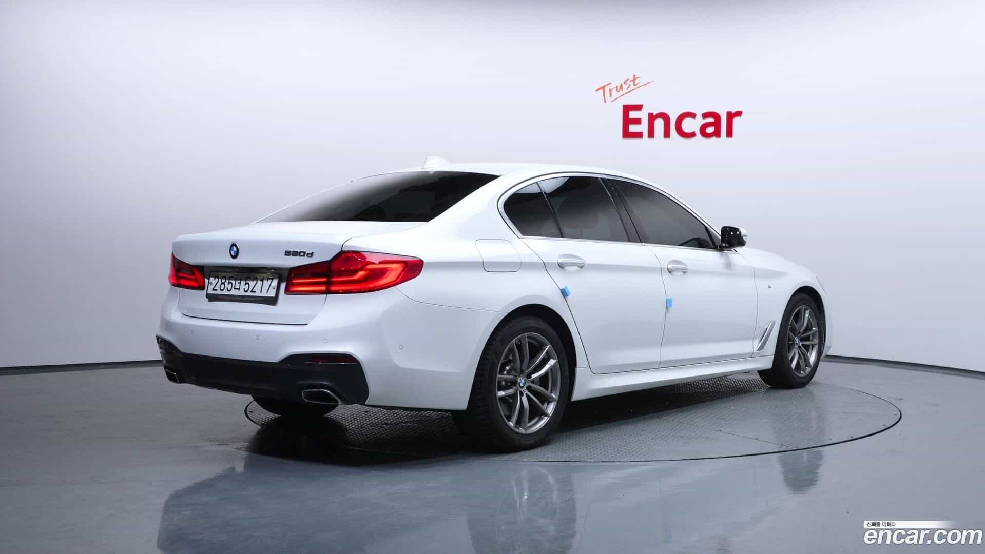 5-Series BMW 2017.11-OUTER-002