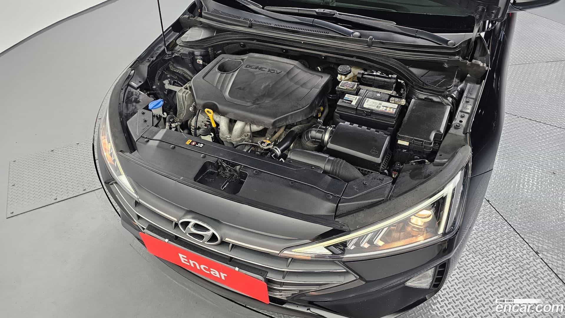 AVANTE Hyundai 2020.1-OUTER-006