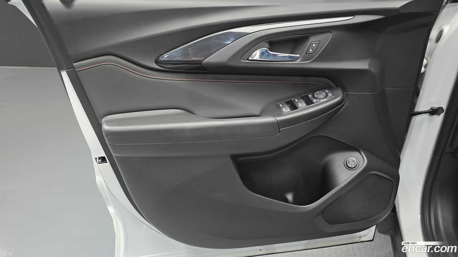Trailblazer Chevrolet 2021.4-INNER-034