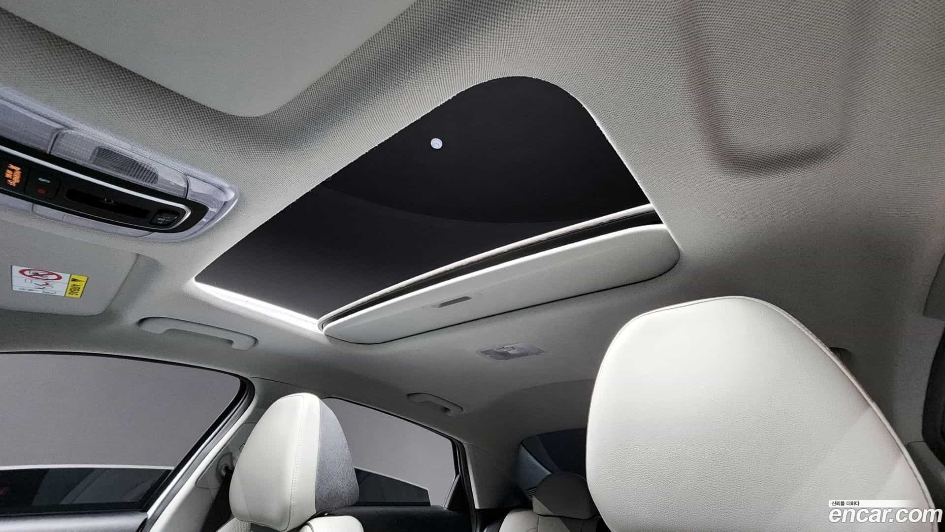 AVANTE Hyundai 2020.8-OPTION-017