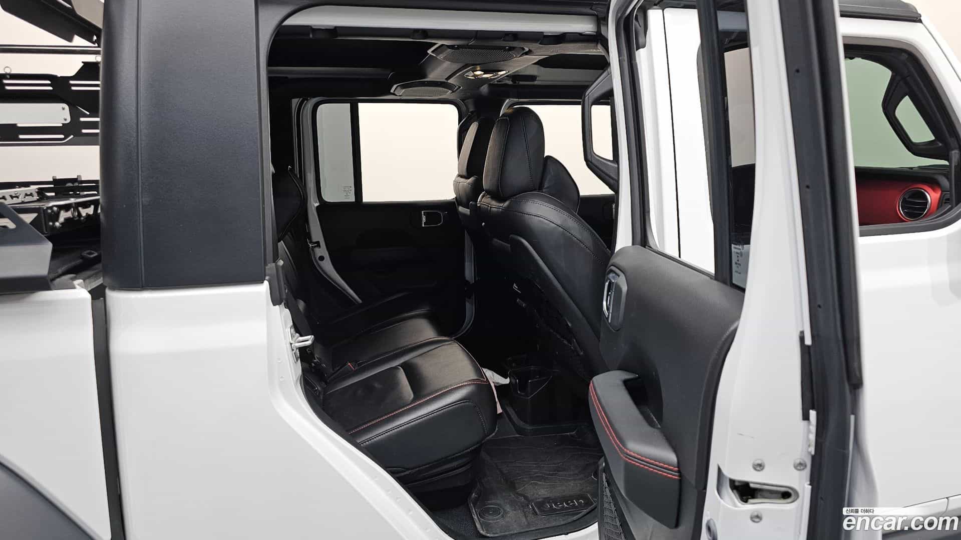 Gladiator Jeep 2020.10-OPTION-015