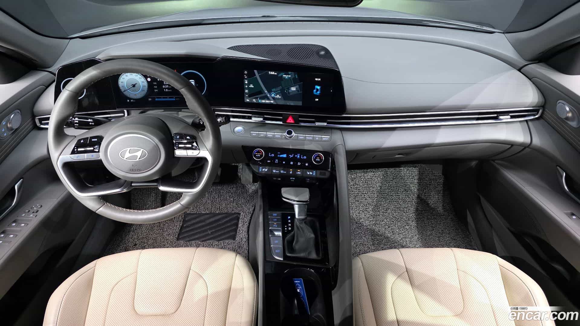 AVANTE Hyundai 2024.3-INNER-007