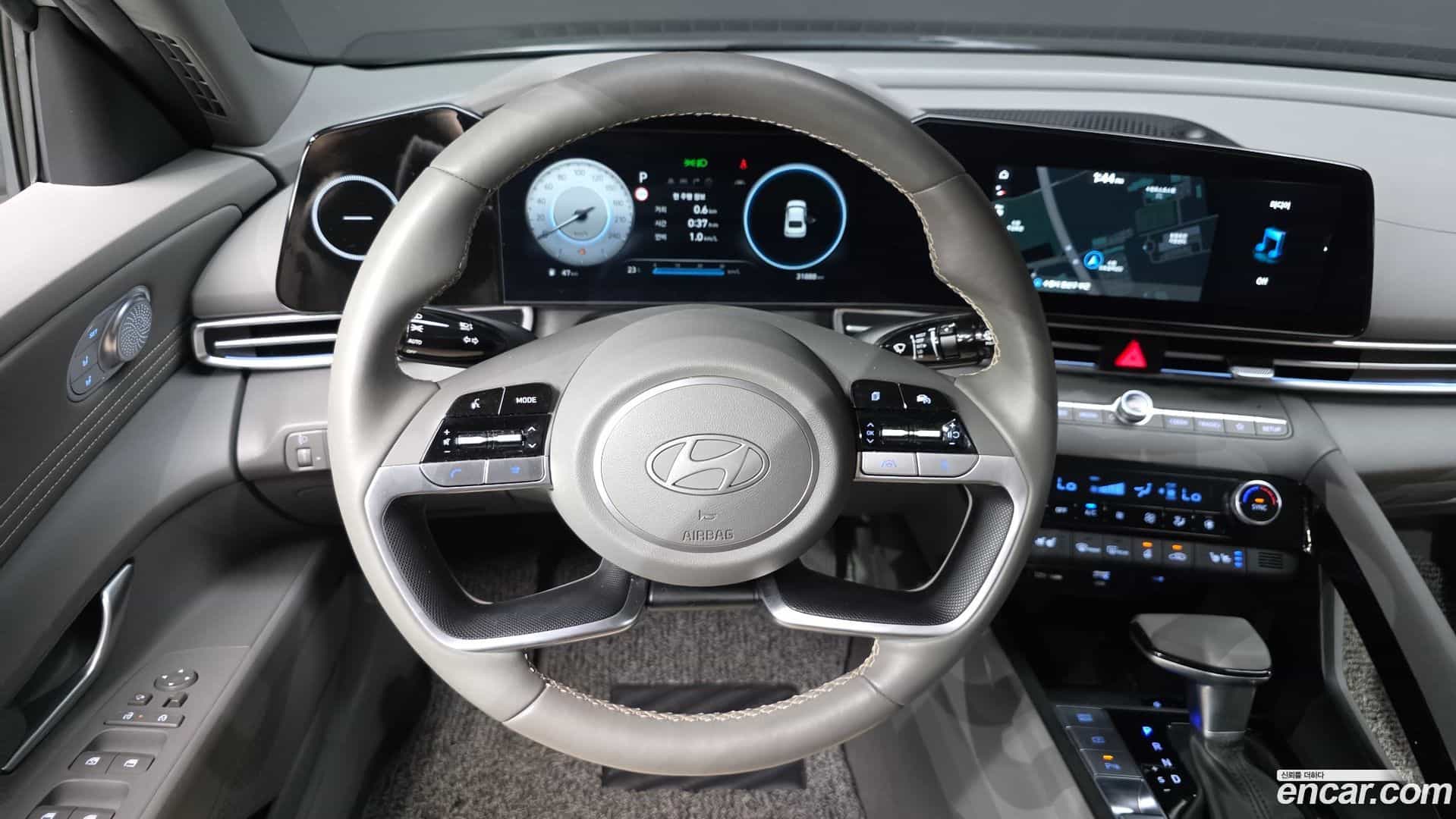 AVANTE Hyundai 2024.3-OPTION-017