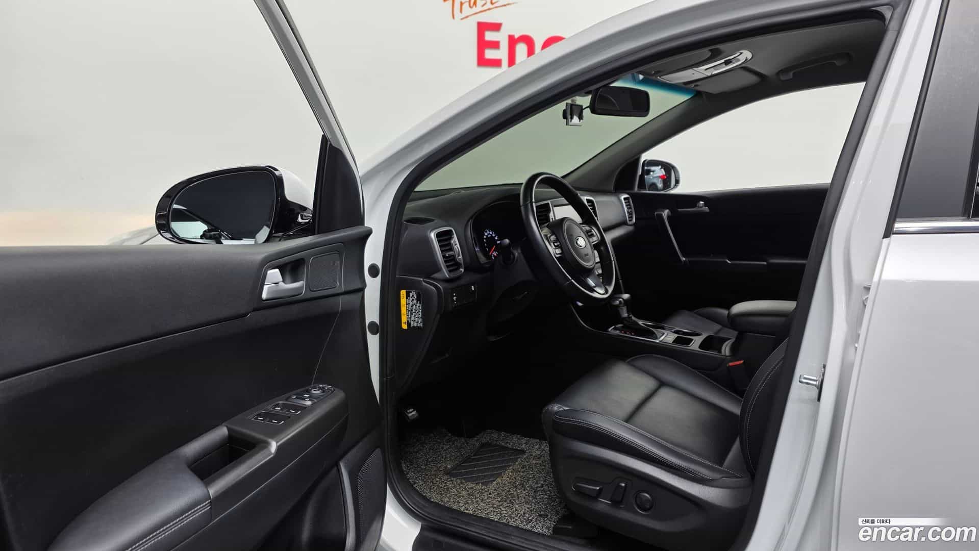 Sportage Kia 2018.3-INNER-010