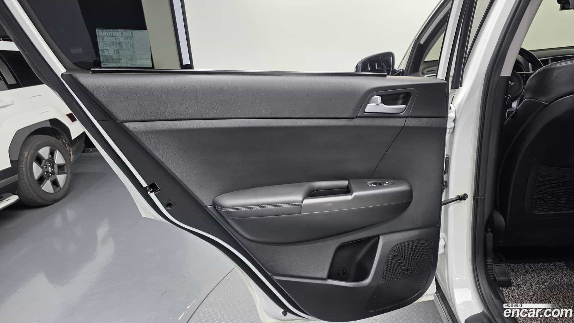 Sportage Kia 2018.3-INNER-035