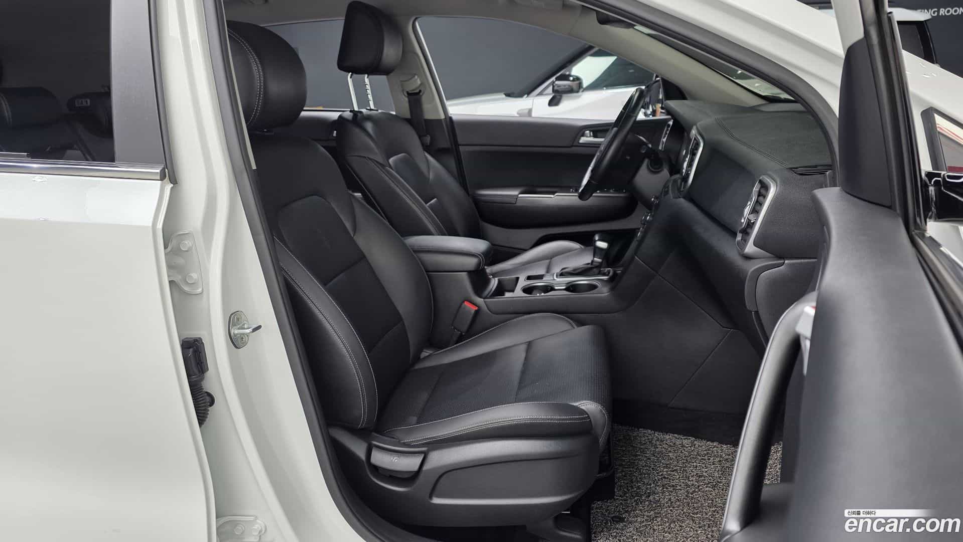Sportage Kia 2018.3-INNER-036