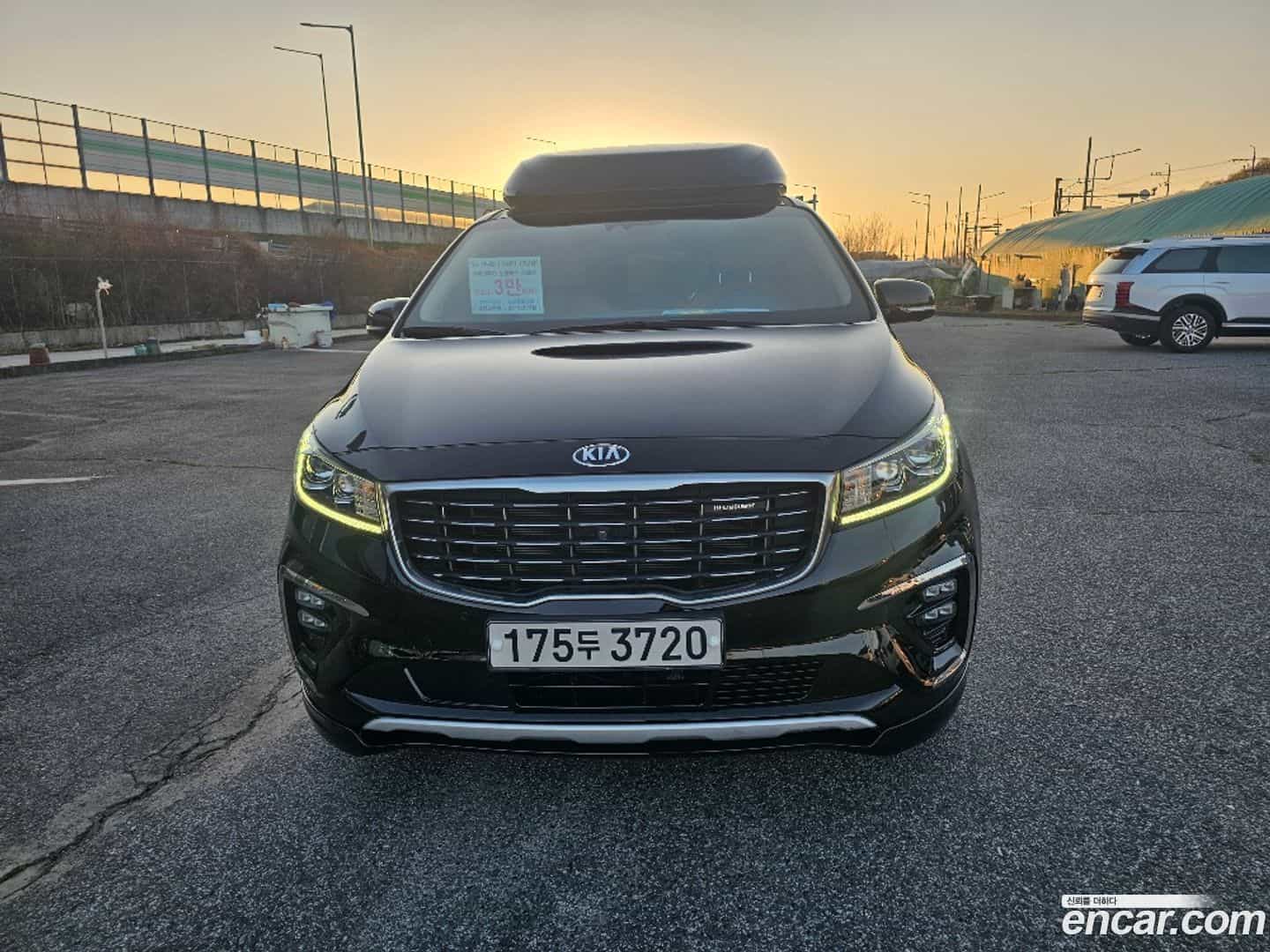 Canival Kia 2019.2-OUTER-003