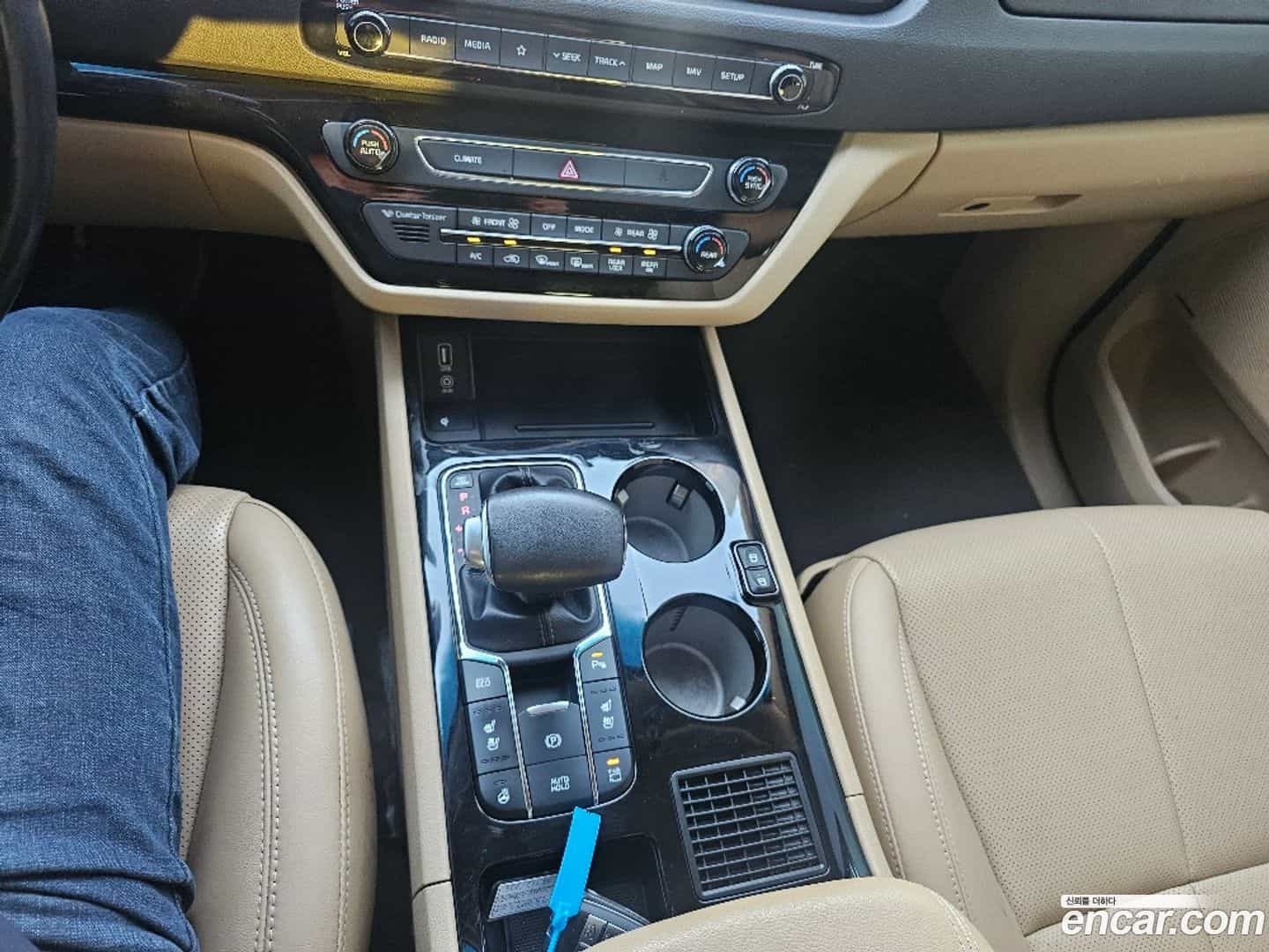 Canival Kia 2019.2-INNER-009
