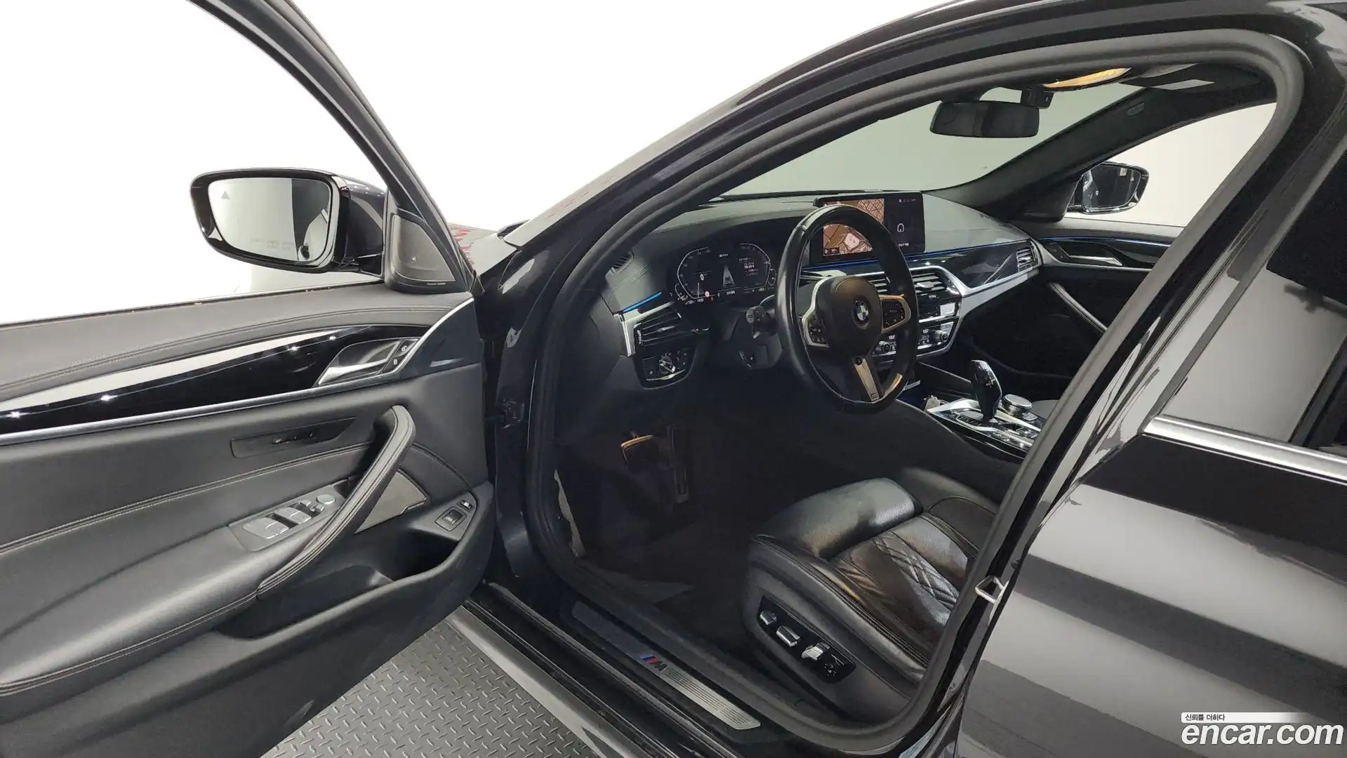 5-Series BMW 2021.0-INNER-010