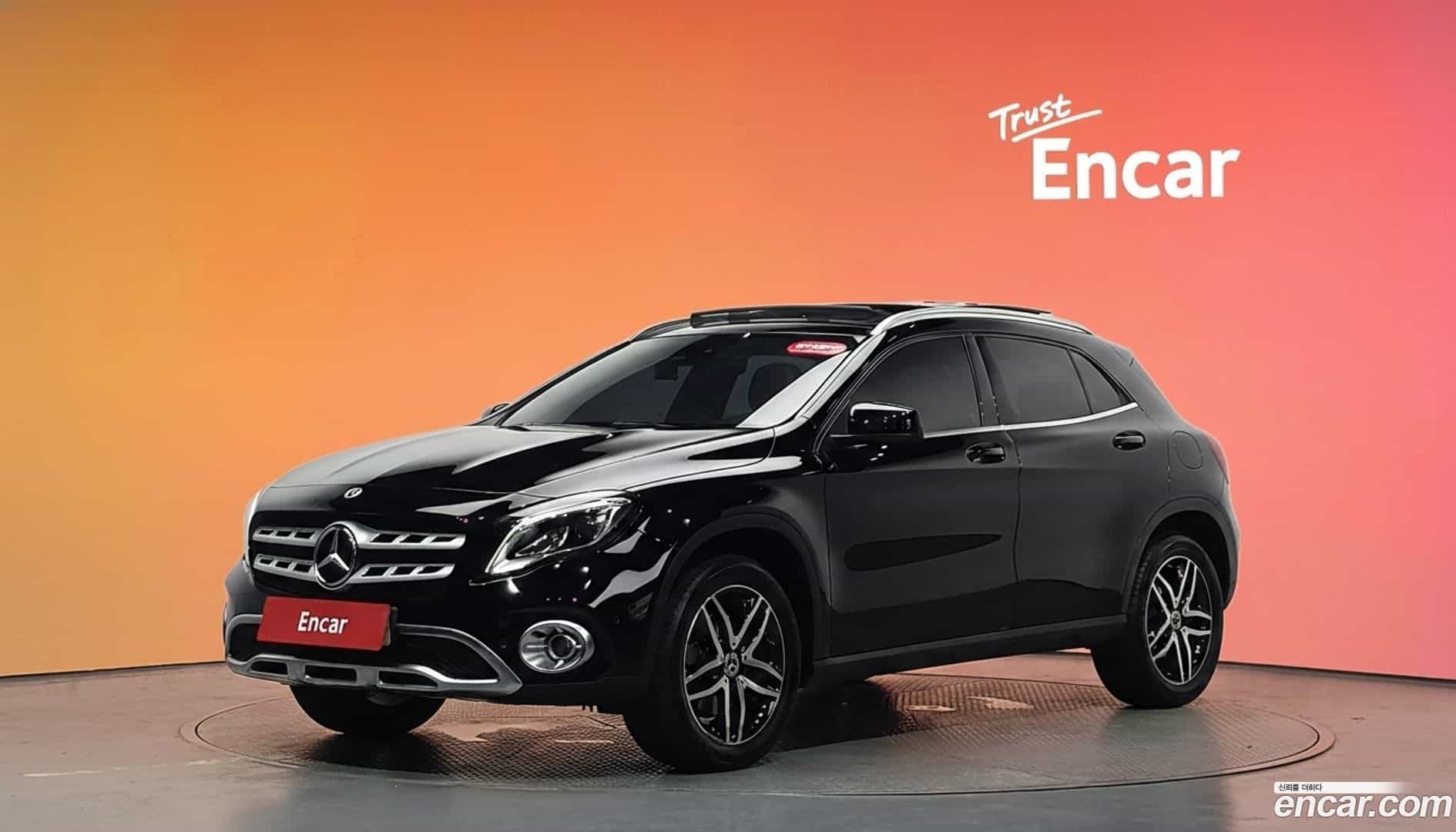 GLA-Class Mercedes-Benz 2018.8-DIAG2-001