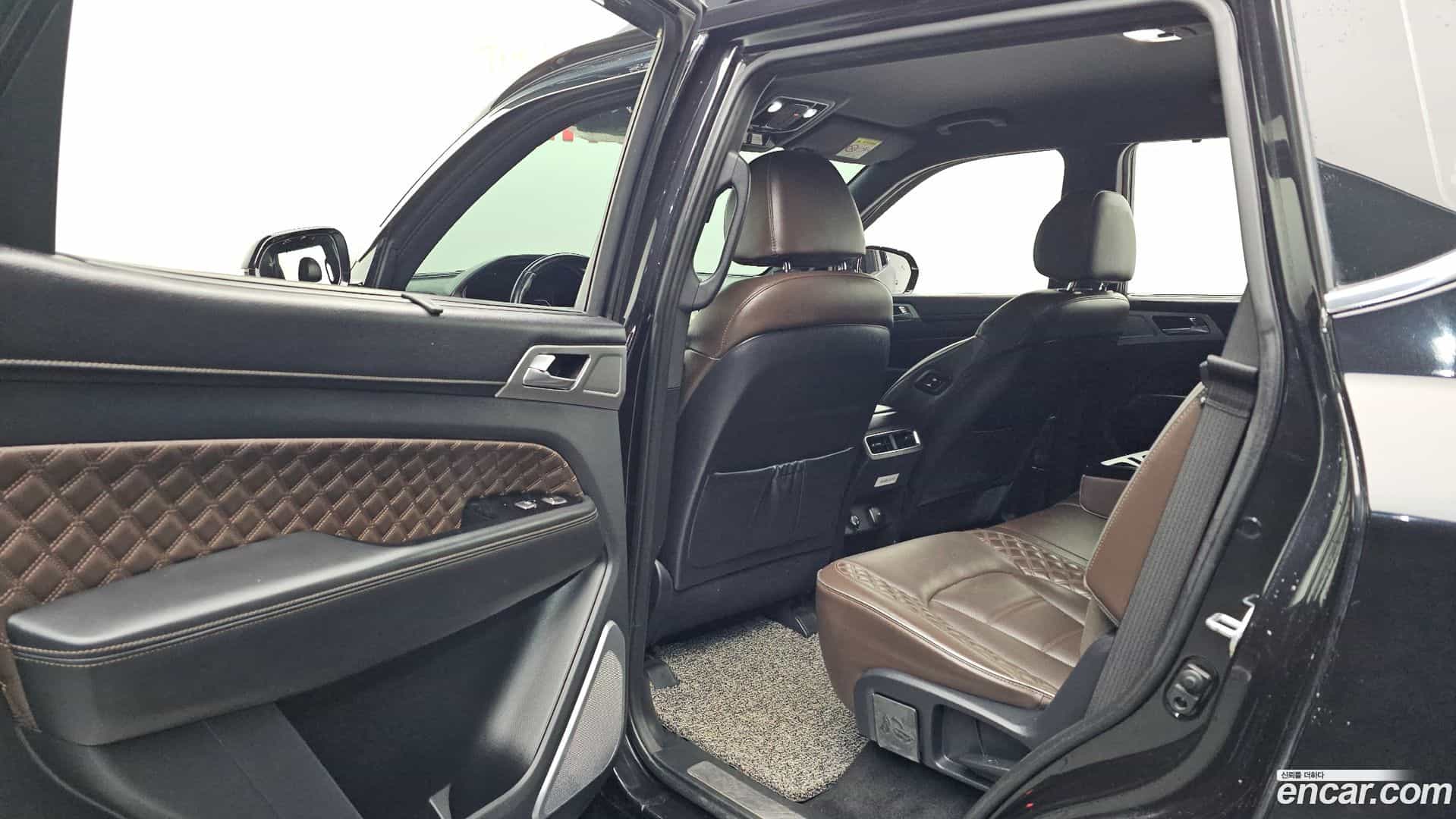 Rexton KG Mobility 2021.2-OPTION-015