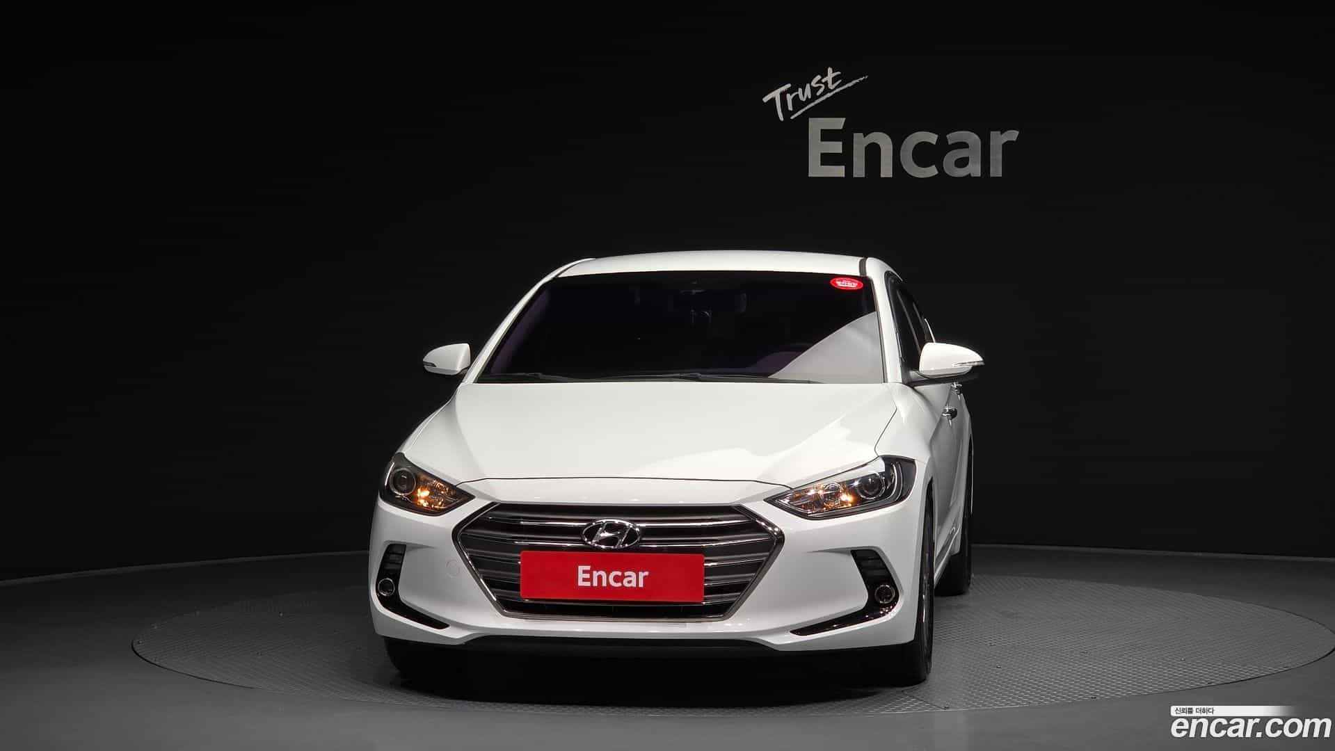 AVANTE Hyundai 2015.9-OUTER-003
