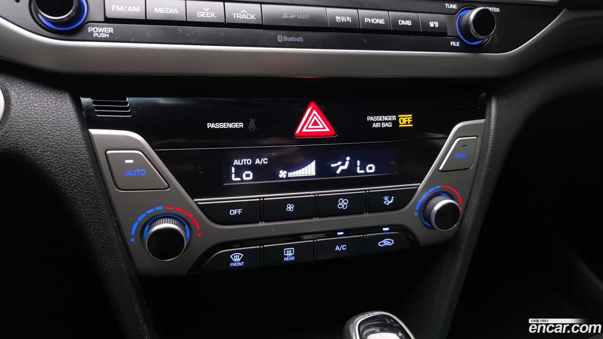 AVANTE Hyundai 2015.9-OPTION-020