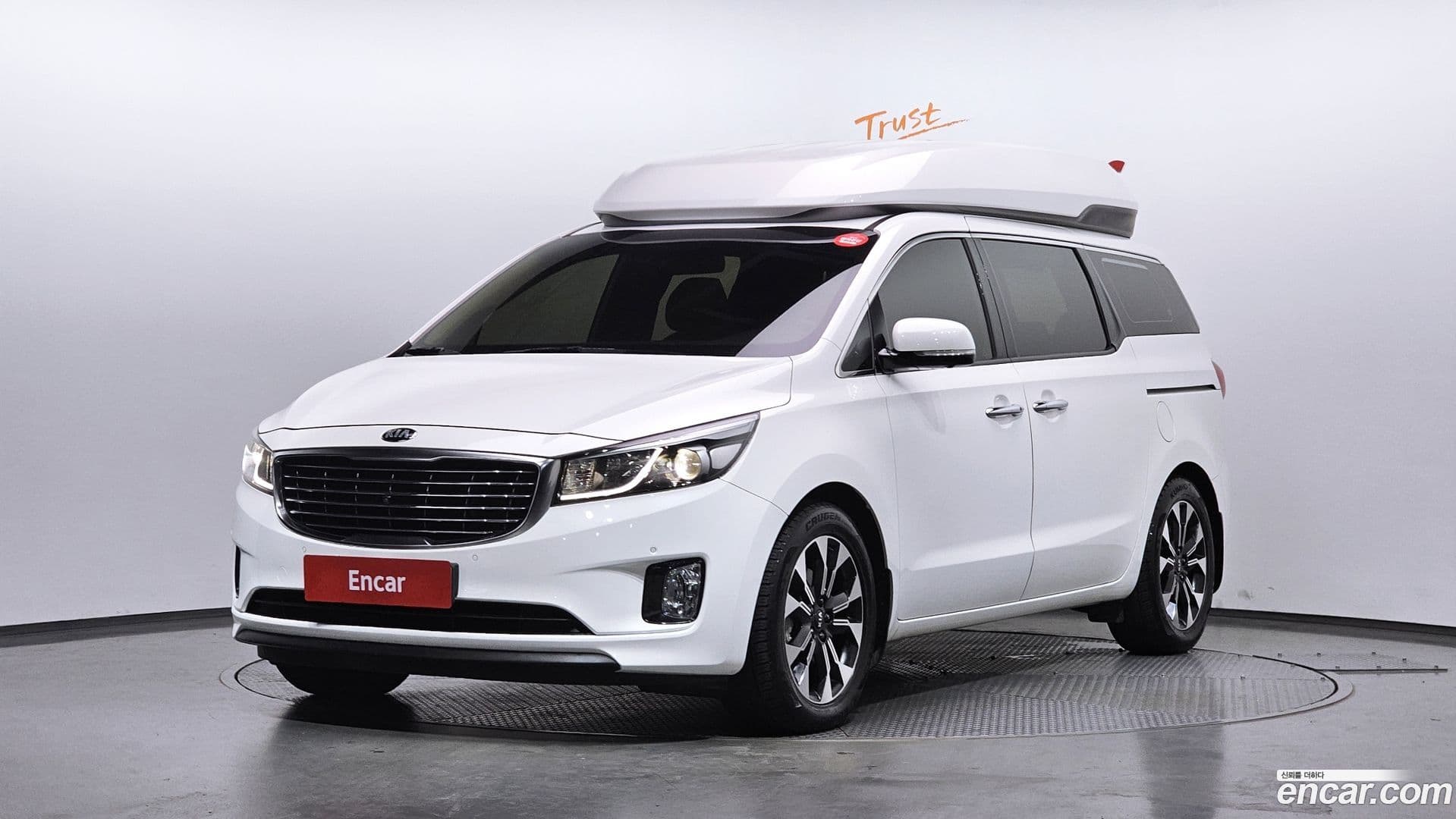 Main__Slider__Photo:Canival Kia 2017.7-0