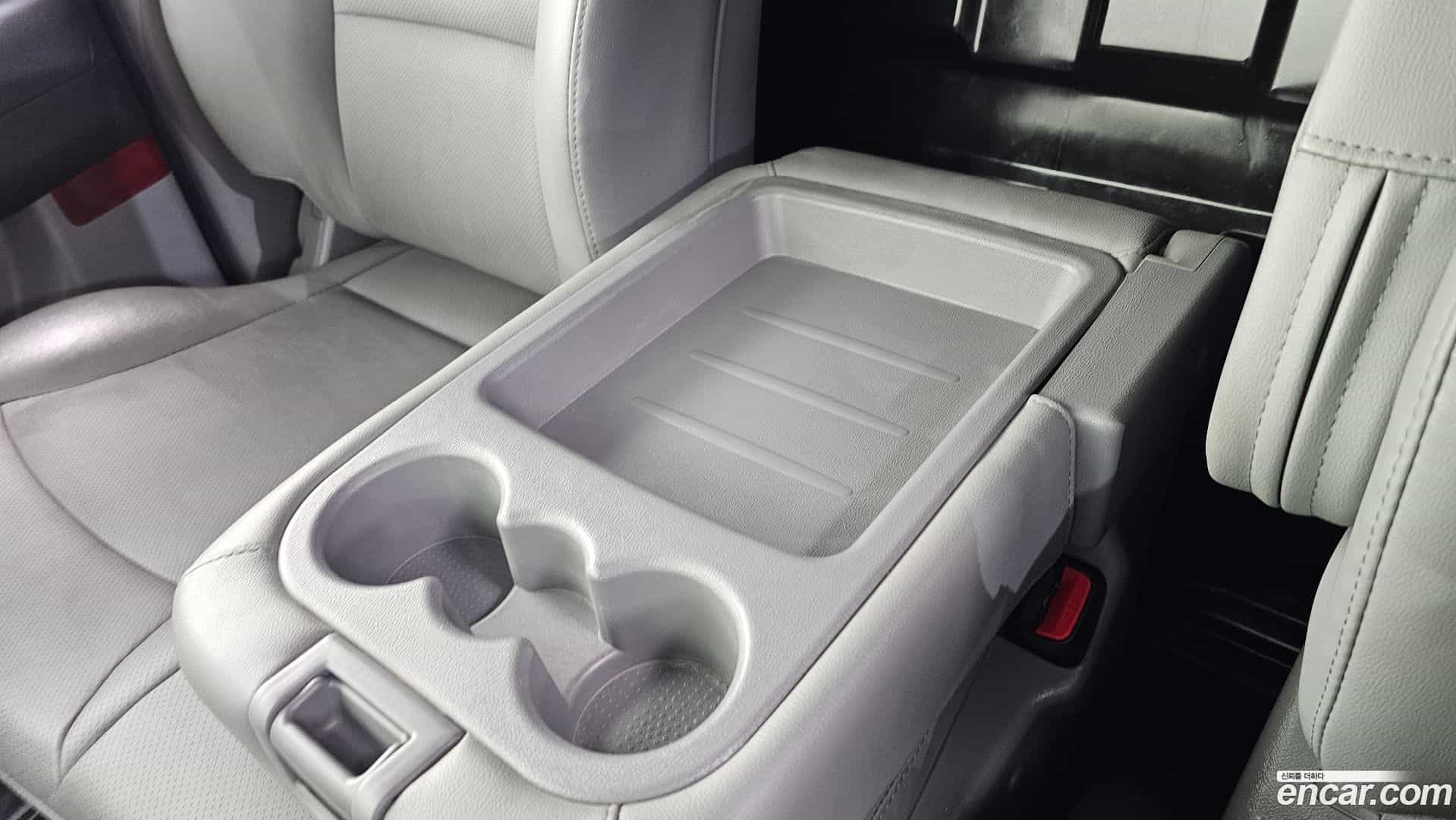 Starex Hyundai 2020.10-OPTION-042