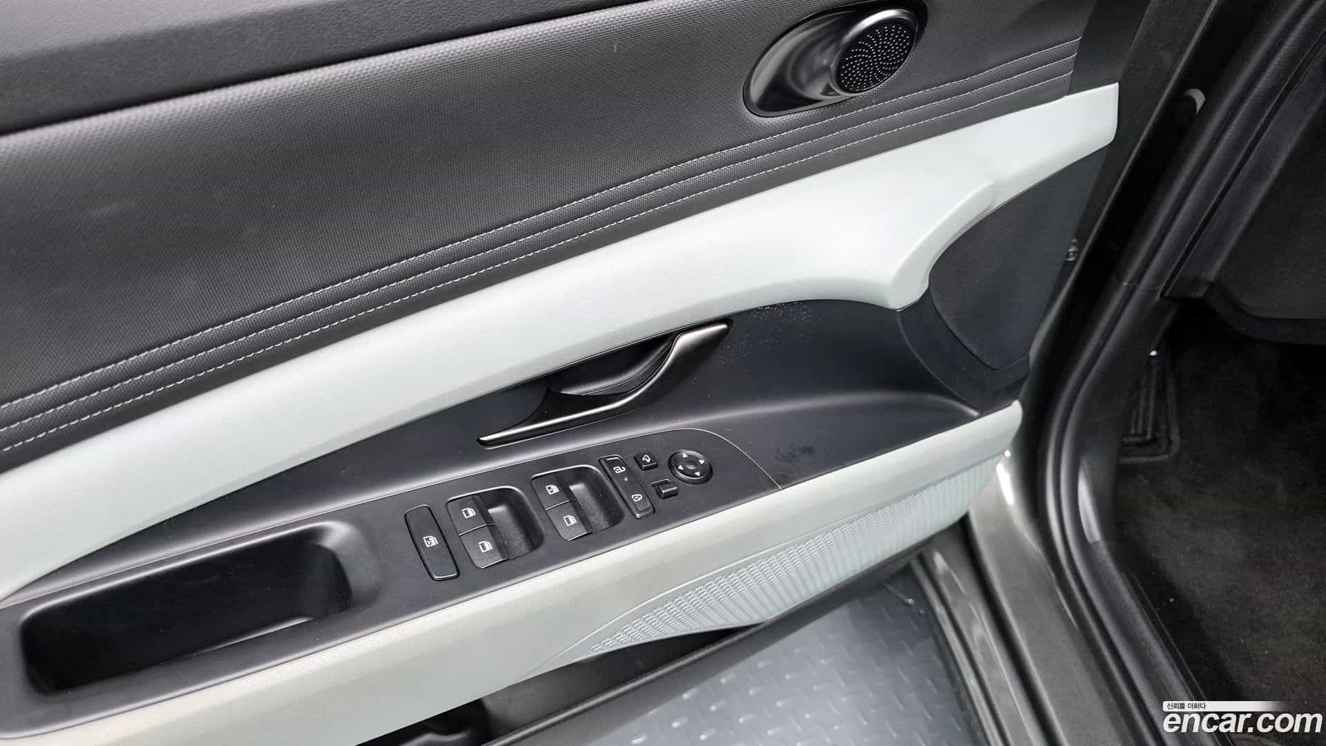 AVANTE Hyundai 2025.2-OPTION-024