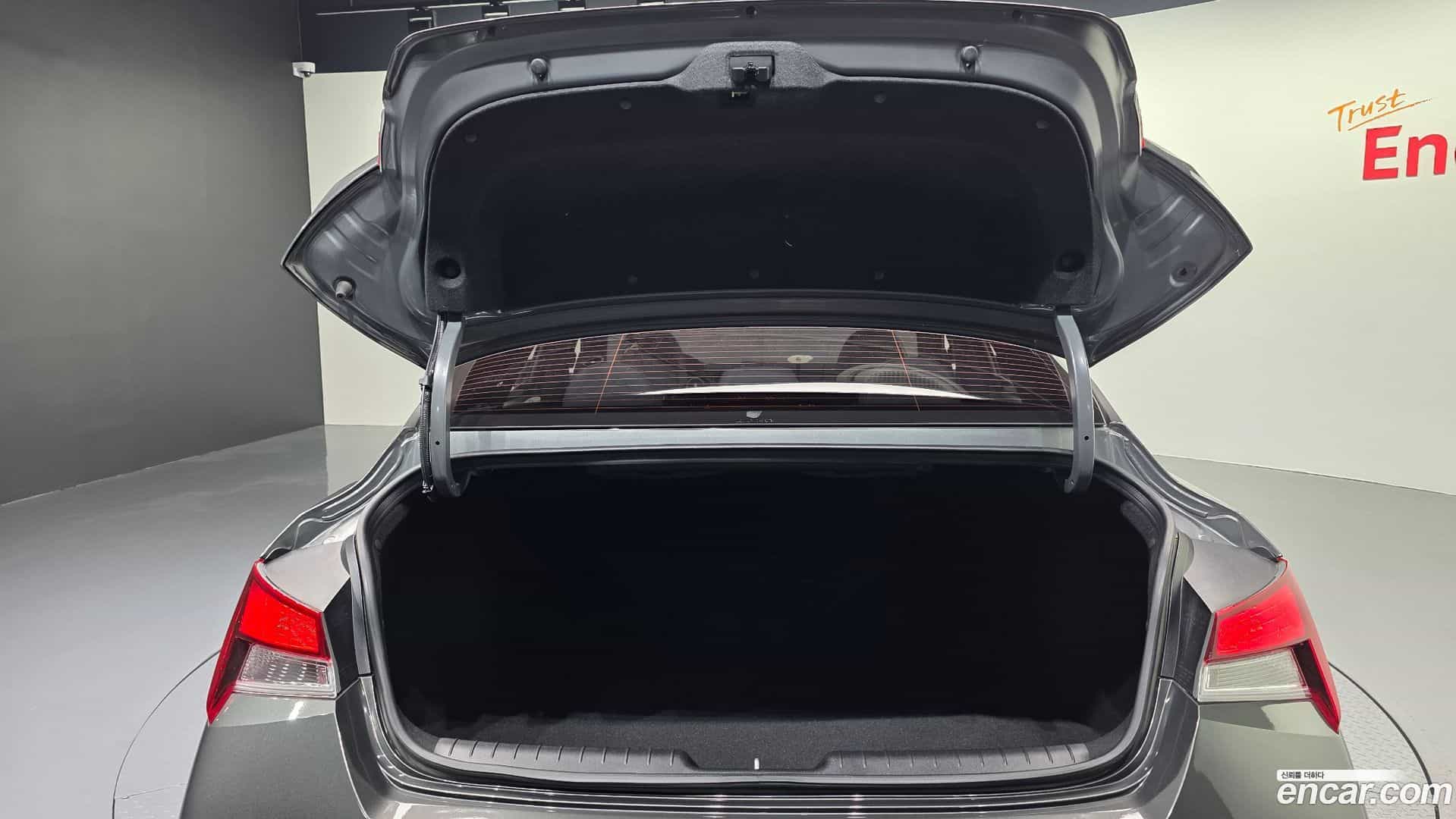AVANTE Hyundai 2025.2-OPTION-044
