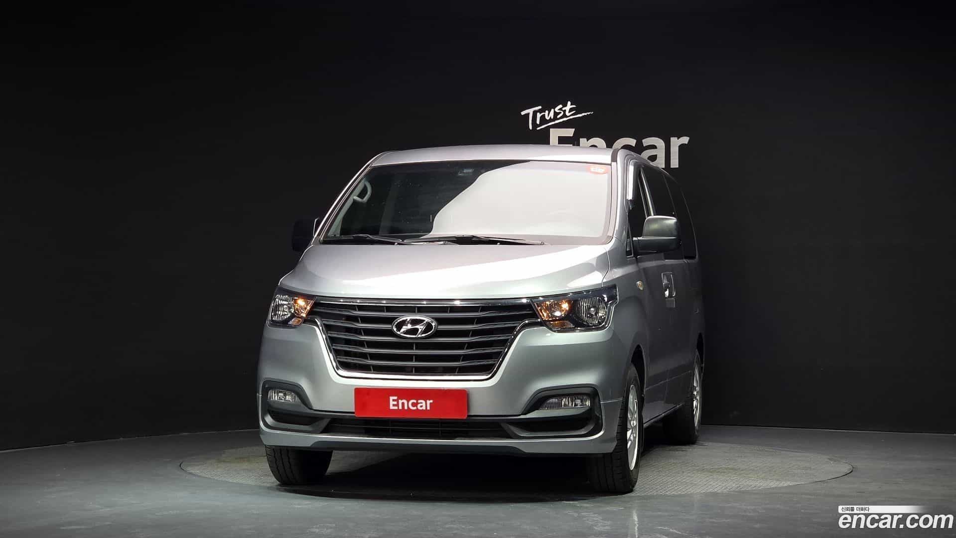 Starex Hyundai 2018.10-OUTER-003