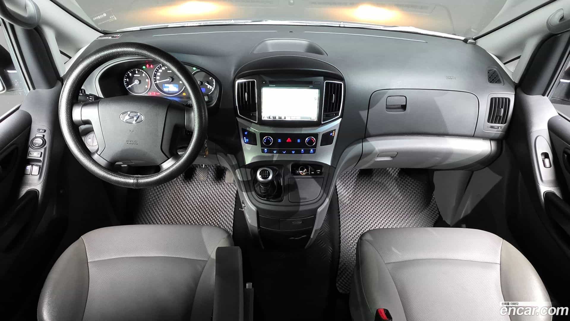 Starex Hyundai 2018.10-INNER-007