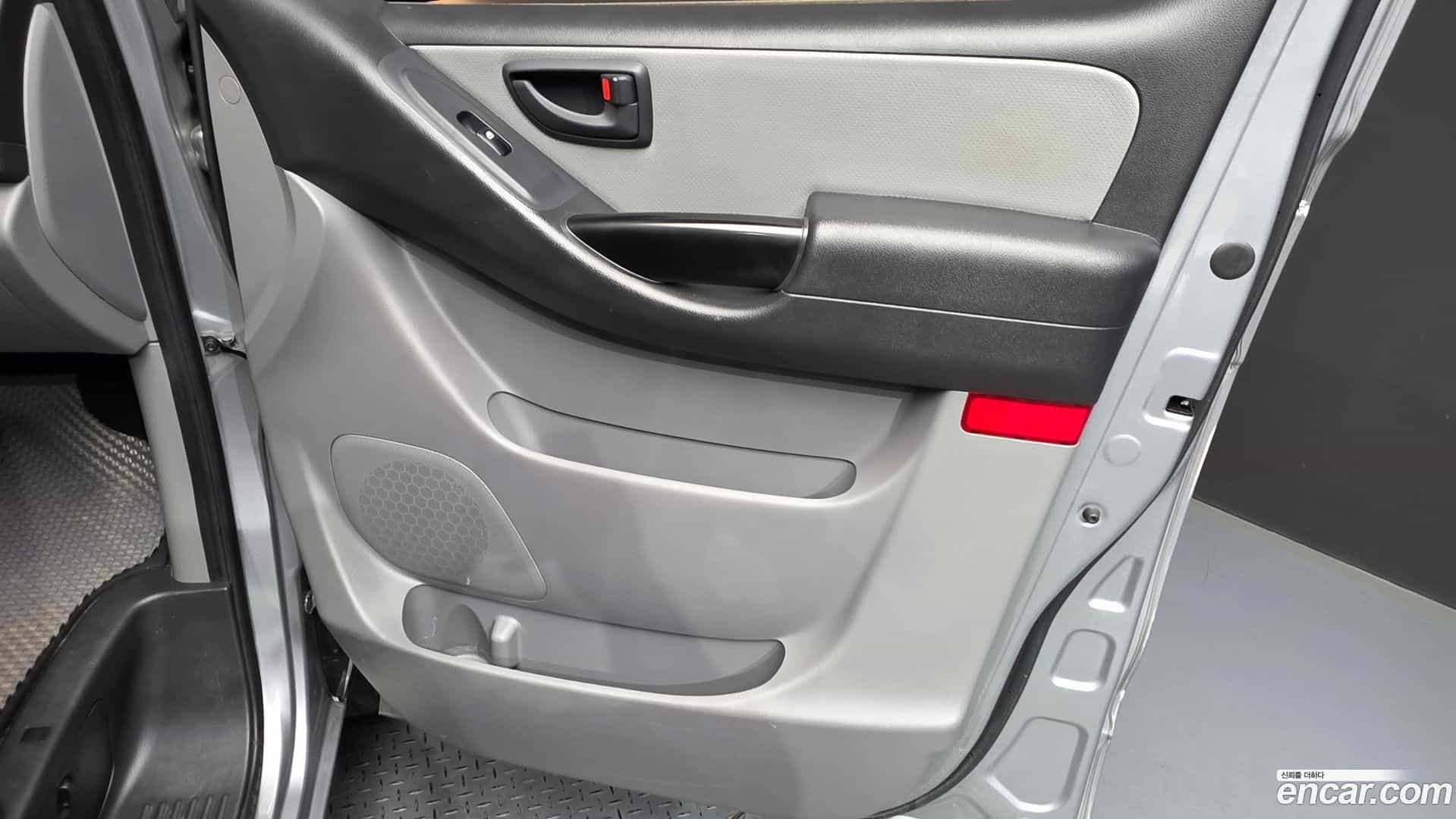 Starex Hyundai 2018.10-INNER-035