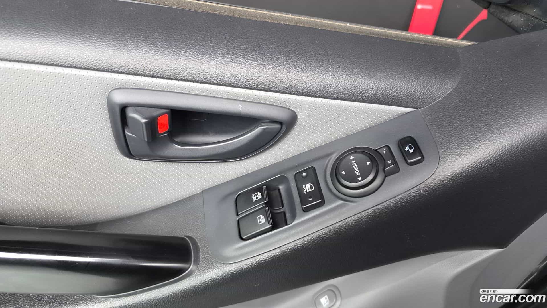 Starex Hyundai 2018.10-OPTION-041