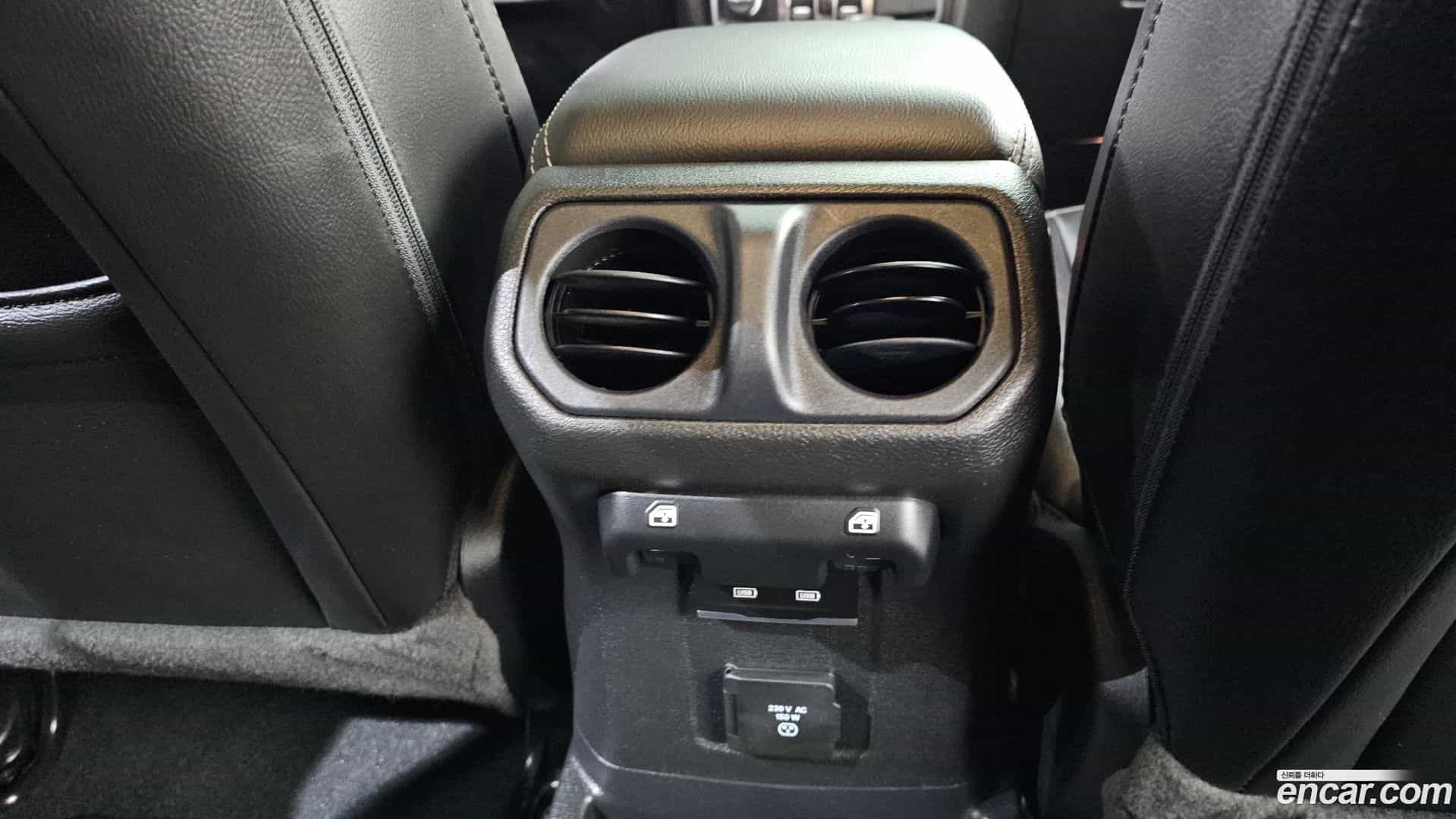 Wrangler Jeep 2023.11-OPTION-040