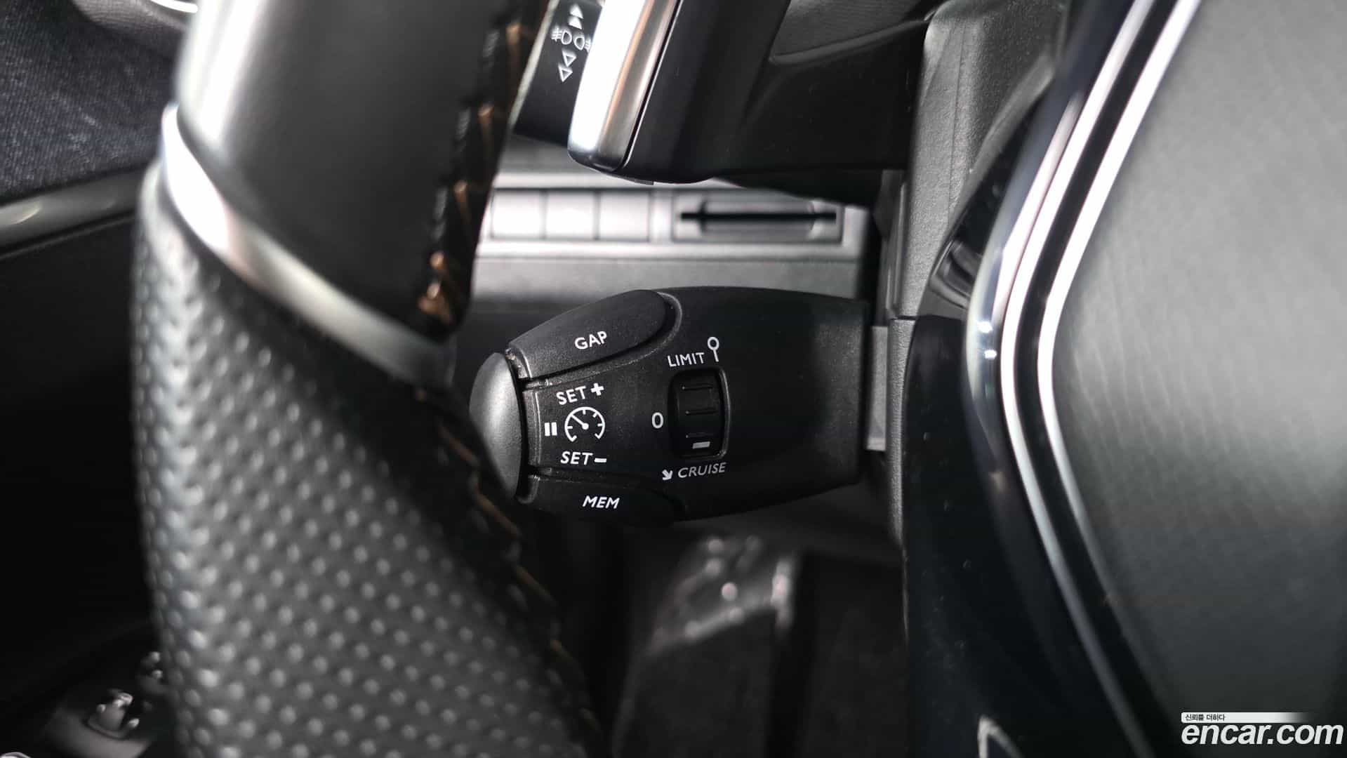 3008 Peugeot 2021.5-OPTION-021