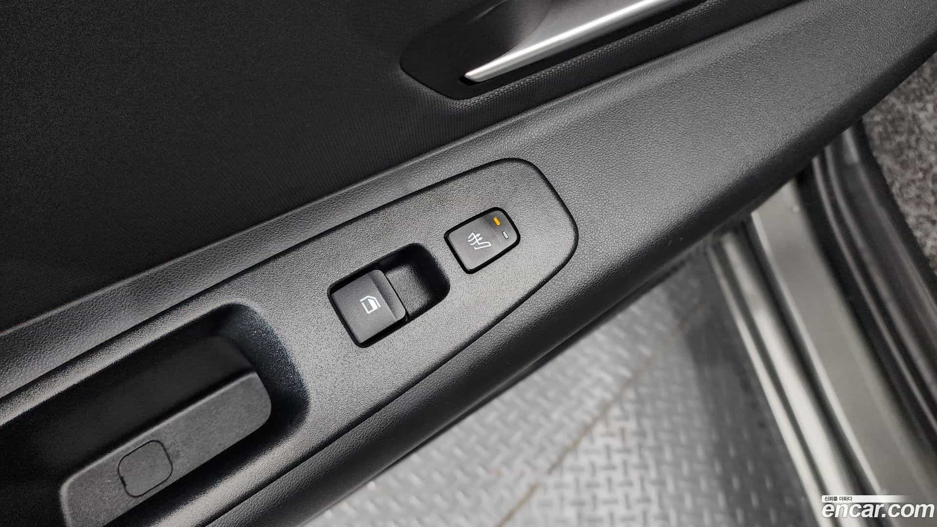 AVANTE Hyundai 2024.10-OPTION-040