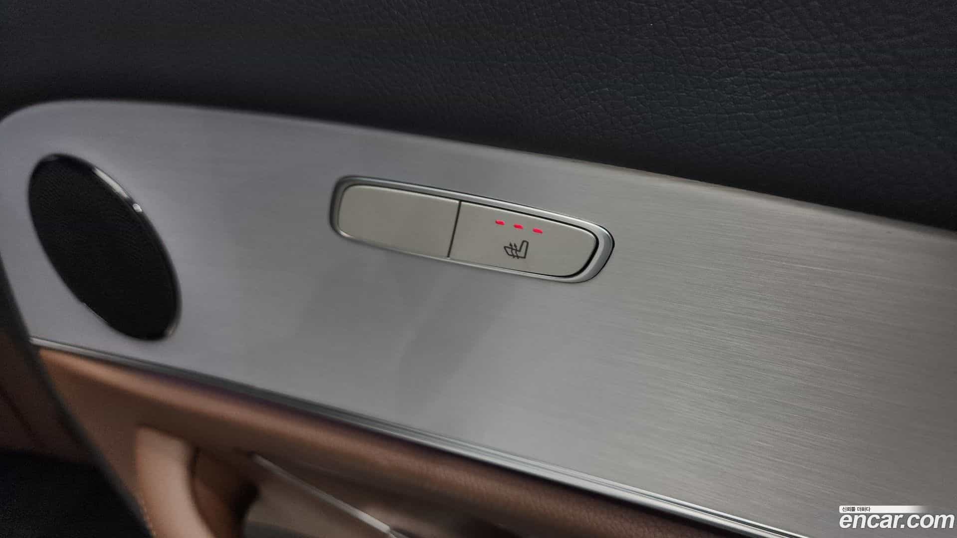 E-Class Mercedes-Benz 2020.11-OPTION-023