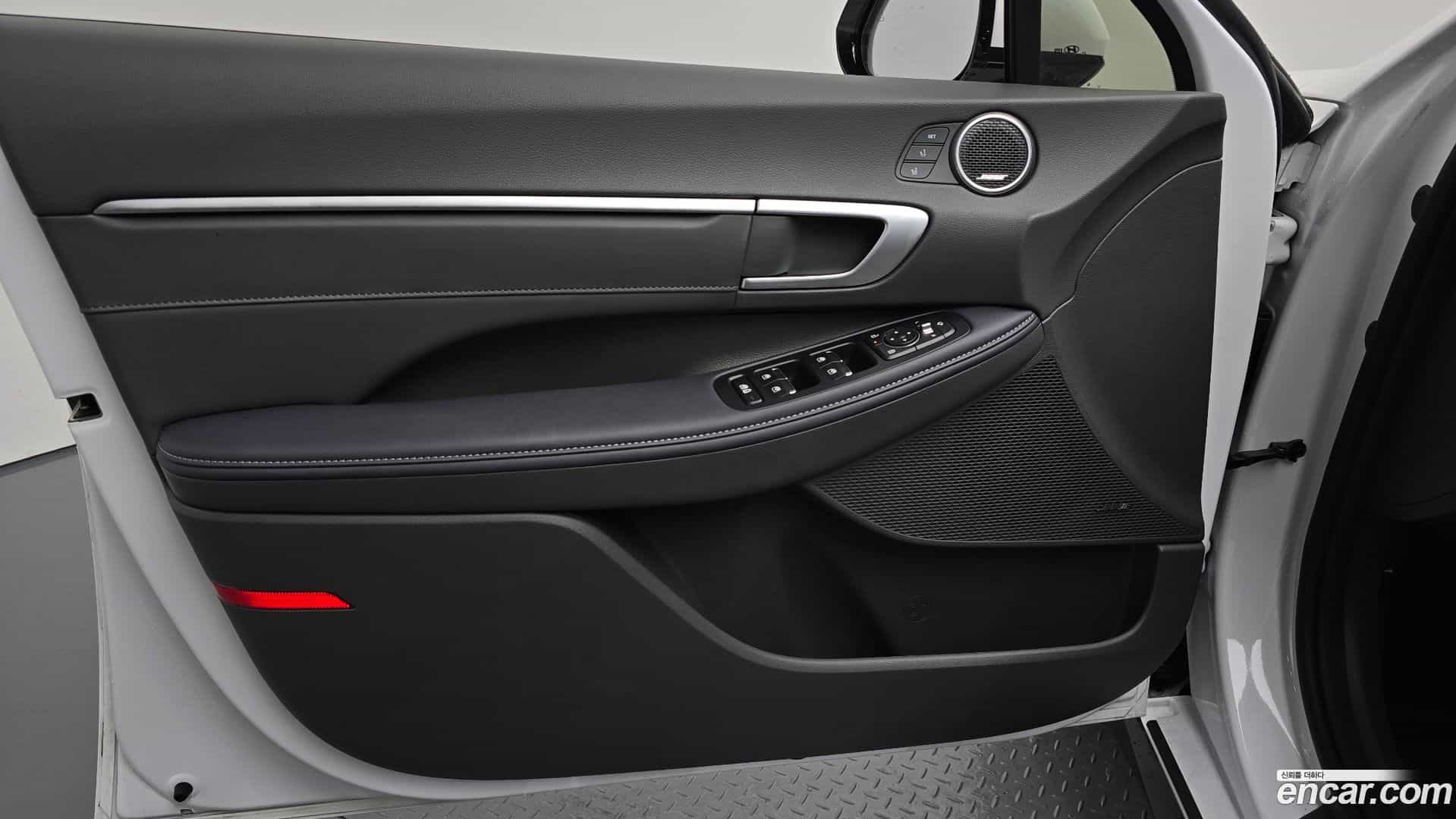 Sonata Hyundai 2025.10-INNER-034