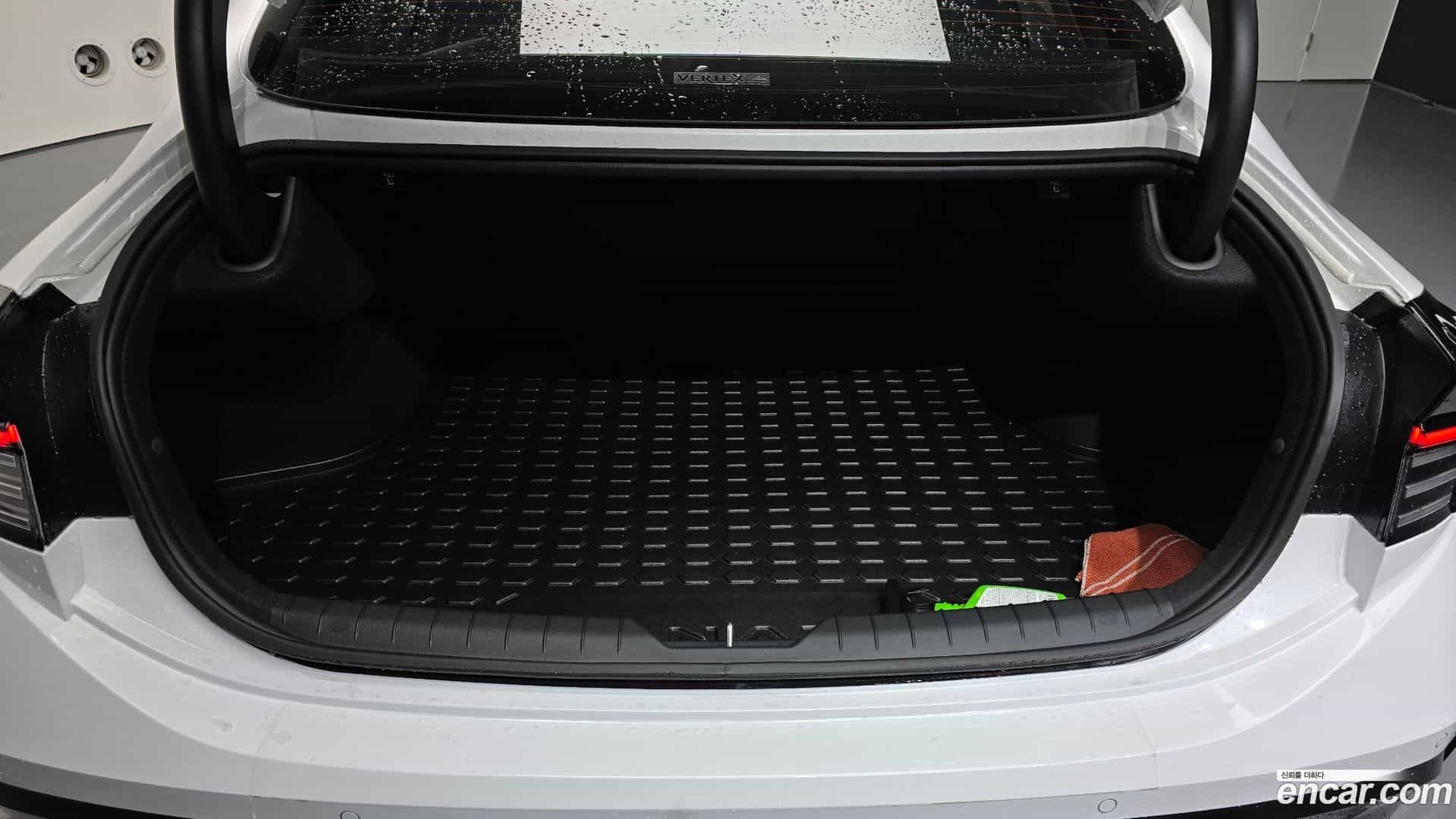 Sonata Hyundai 2025.10-OPTION-044
