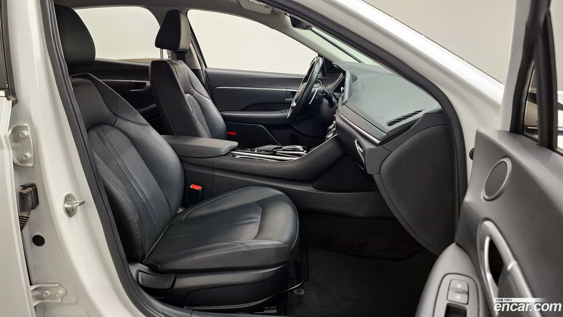 Sonata Hyundai 2022.6-OPTION-015