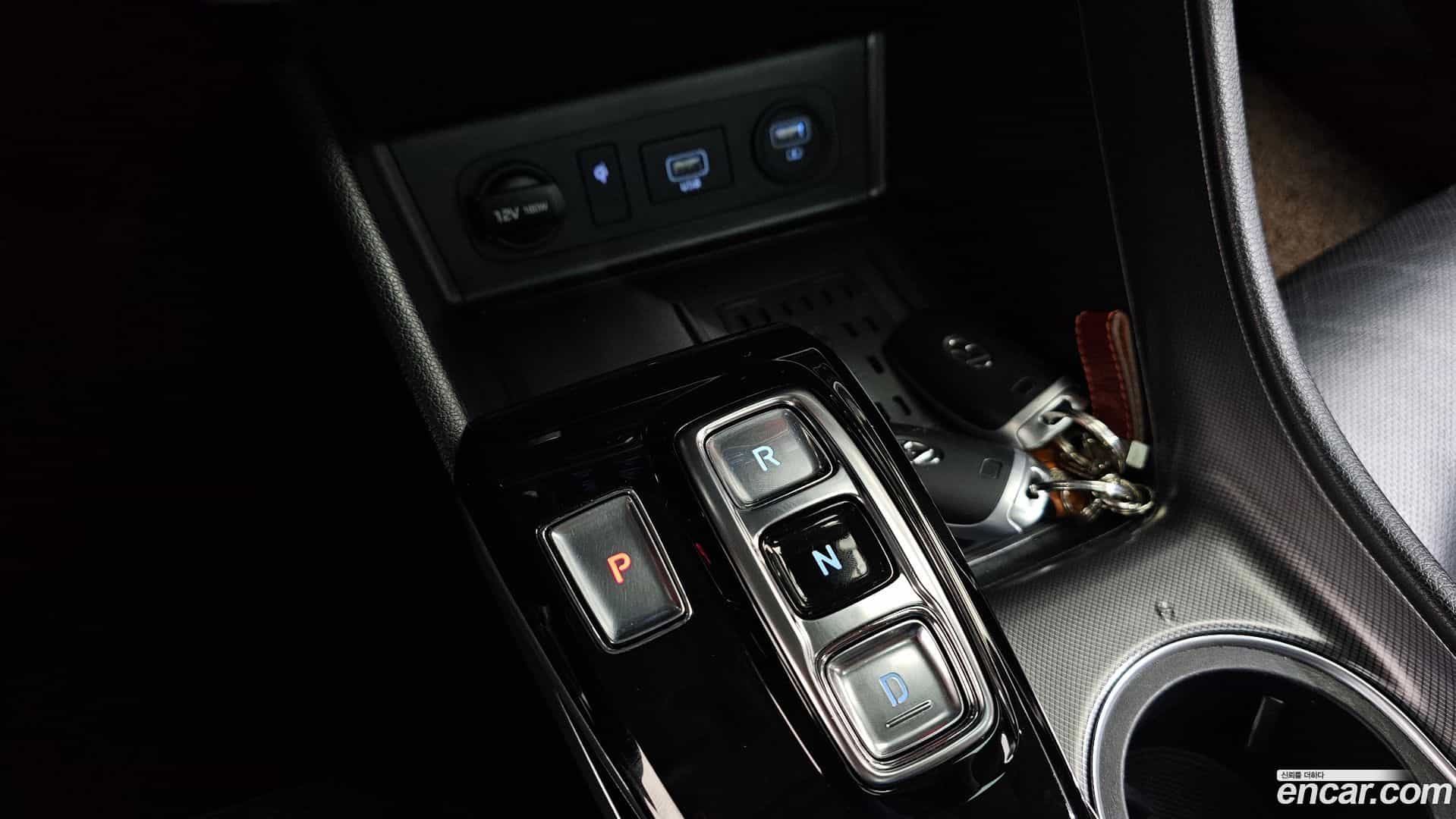 Sonata Hyundai 2020.1-INNER-009